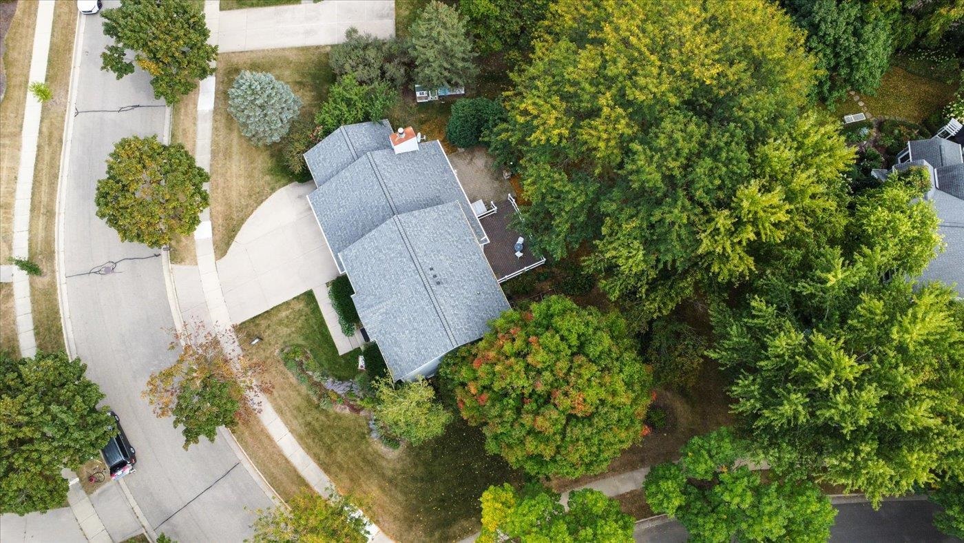 950 Sauk Ridge Trail