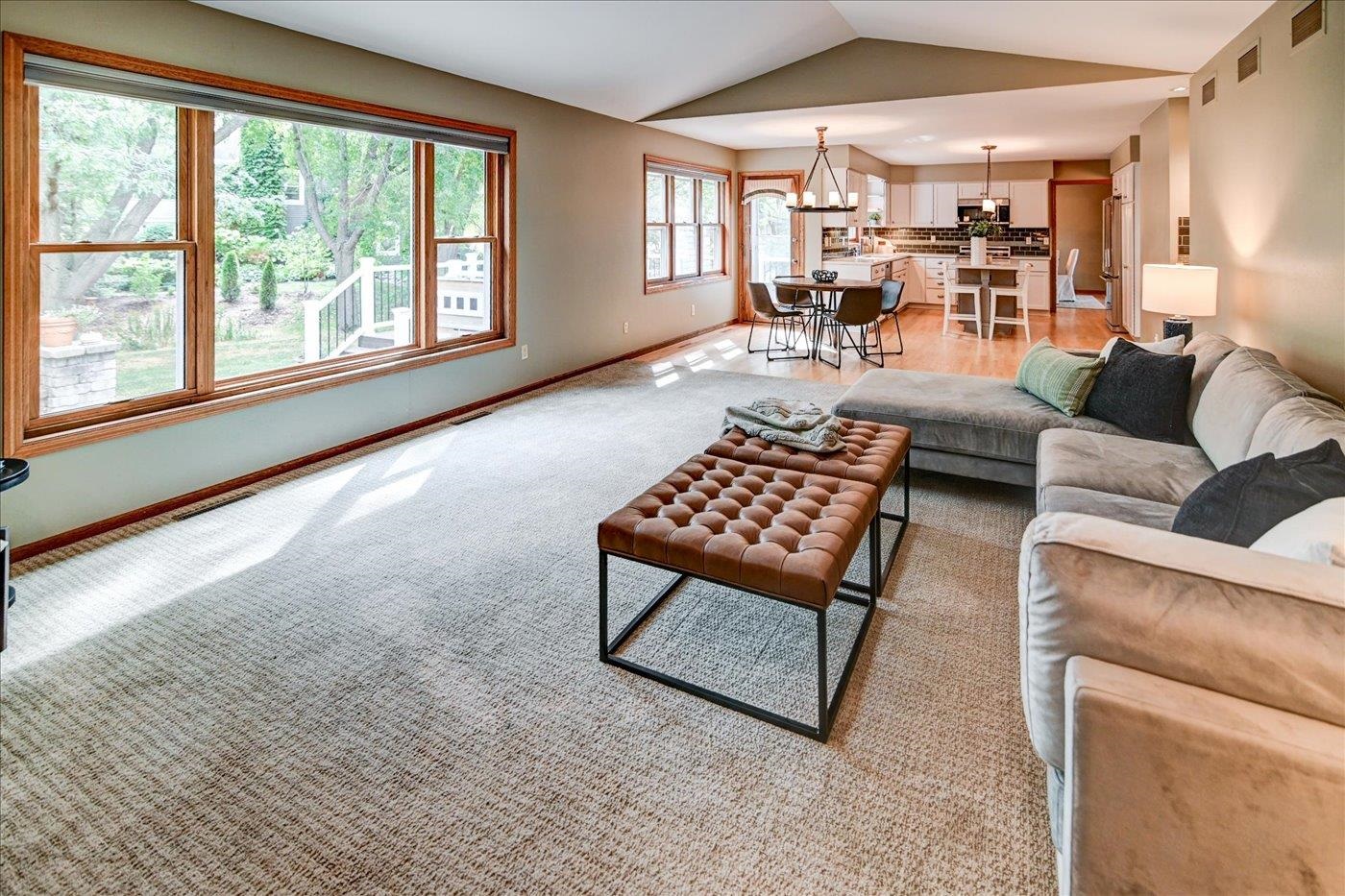 950 Sauk Ridge Trail
