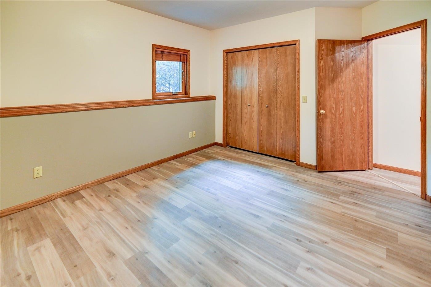 950 Sauk Ridge Trail