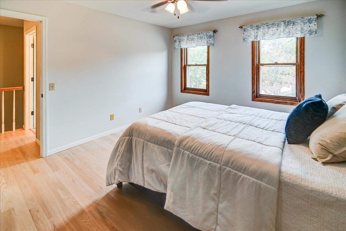 950 Sauk Ridge Trail