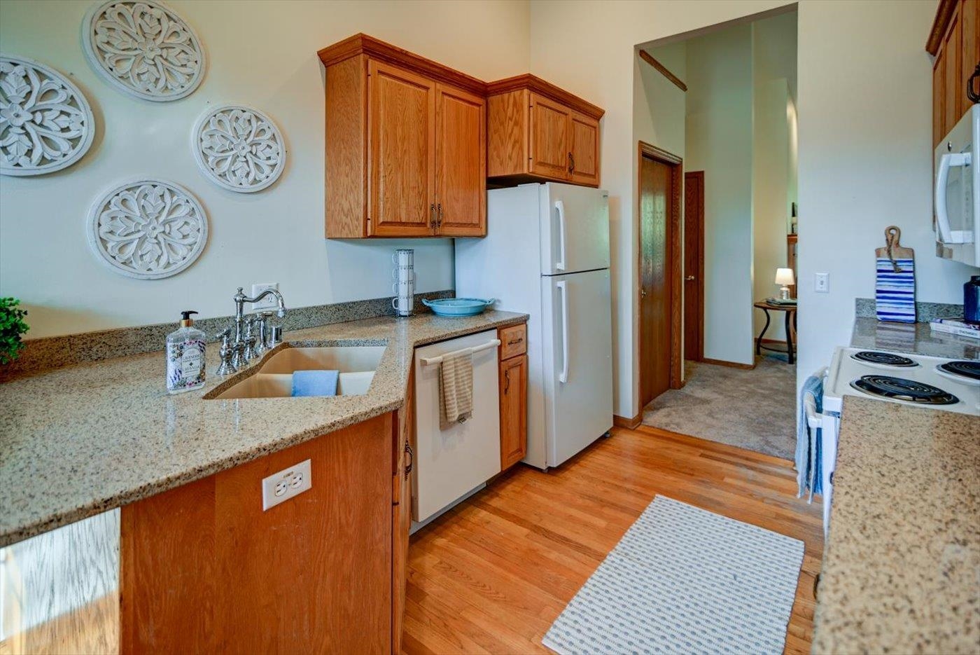 33 Deer Point Trail