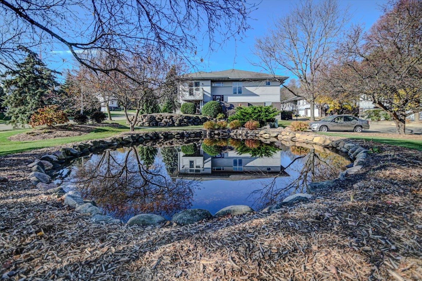 33 Deer Point Trail
