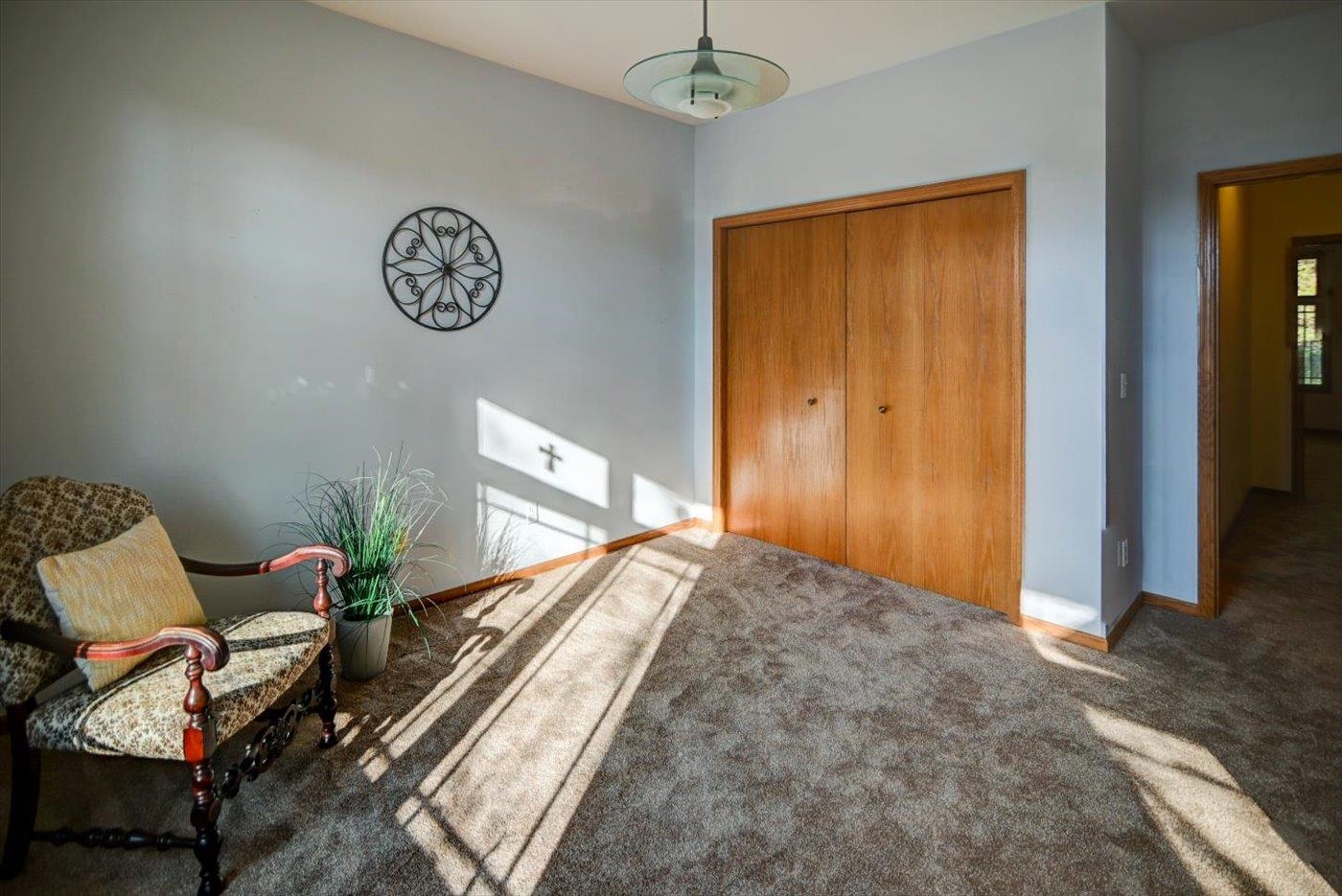 33 Deer Point Trail