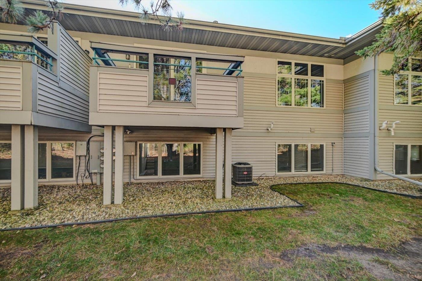 33 Deer Point Trail
