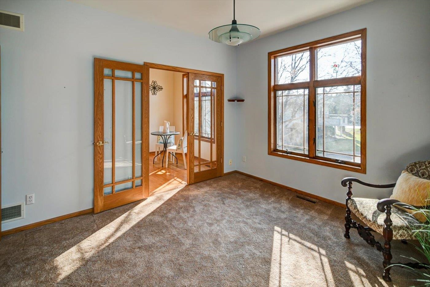 33 Deer Point Trail