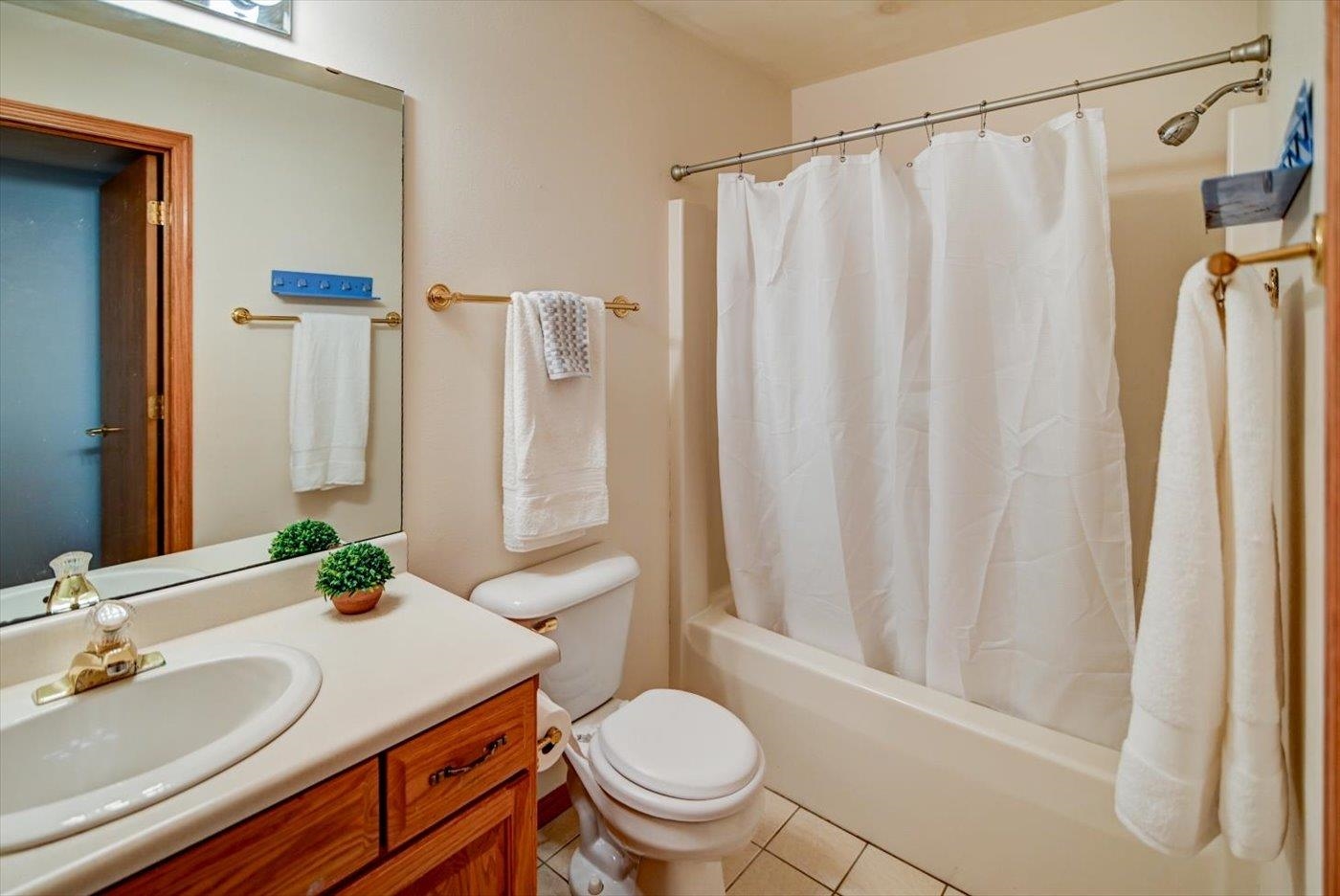 33 Deer Point Trail