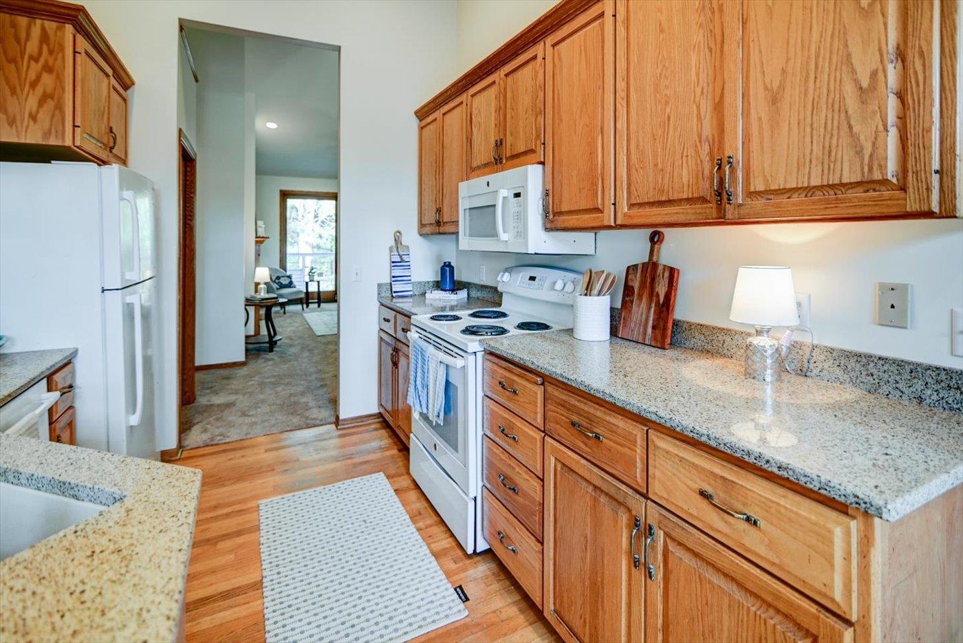 33 Deer Point Trail