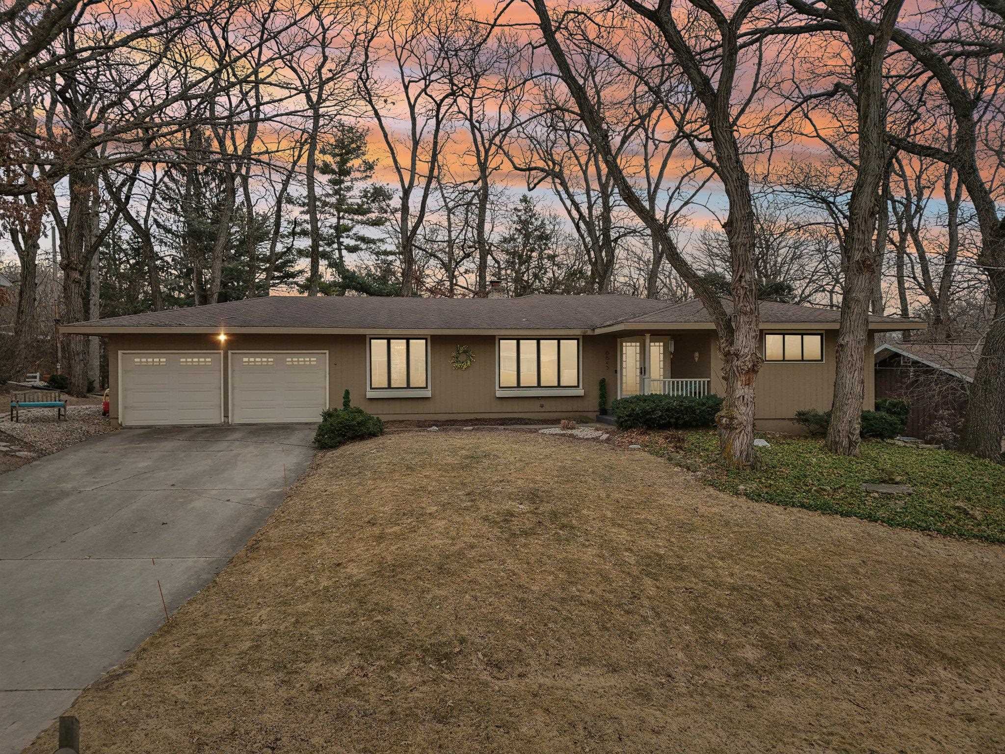 6643 Columbus Drive