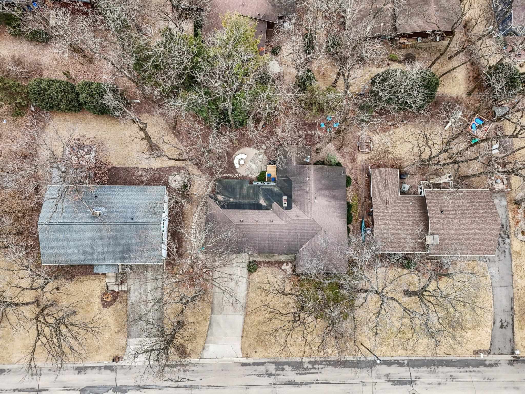 6643 Columbus Drive