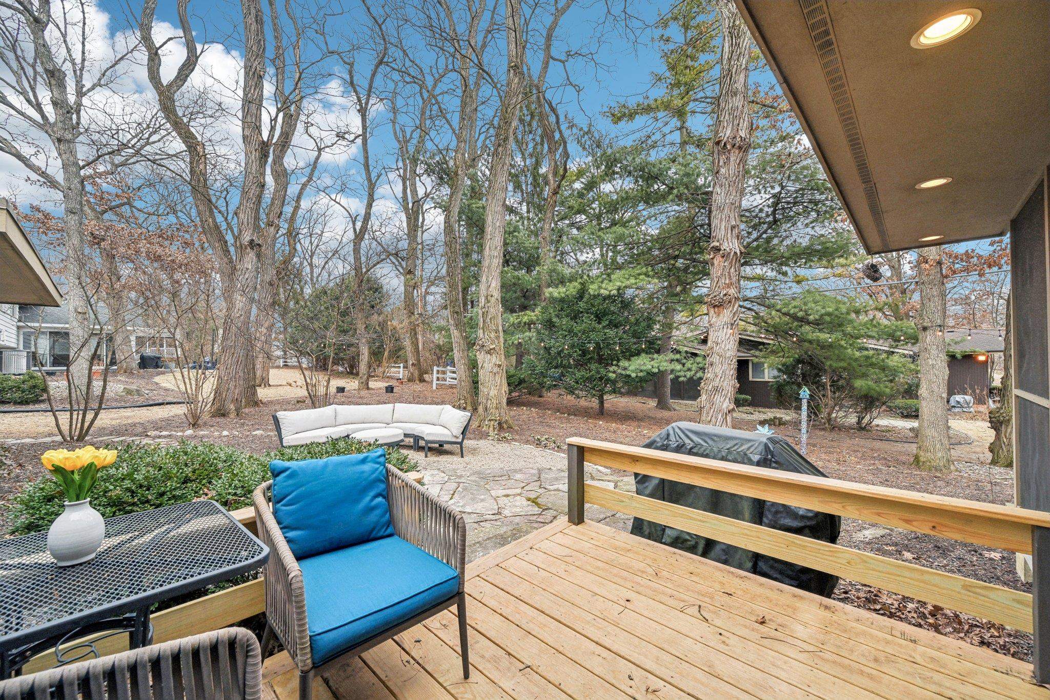 6643 Columbus Drive