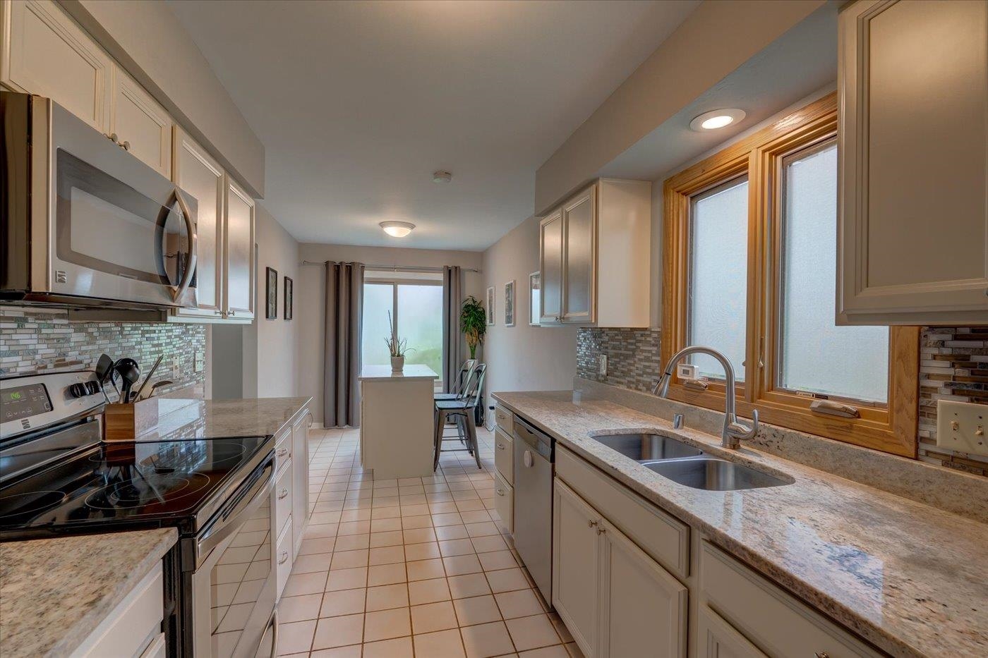 3514 Valley Ridge Road