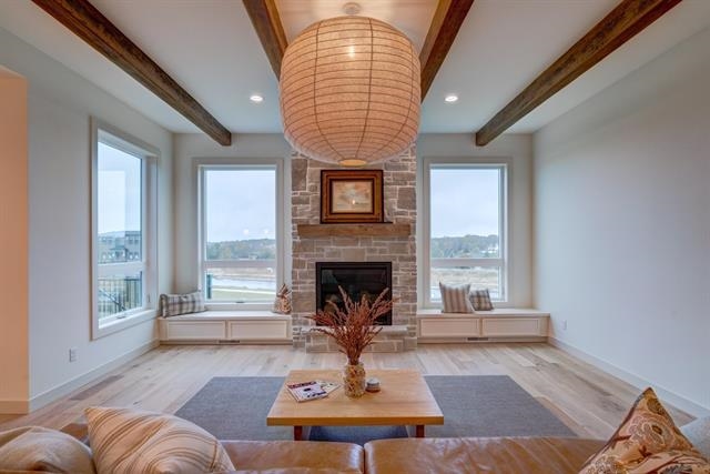 628 Rustic Rise Way