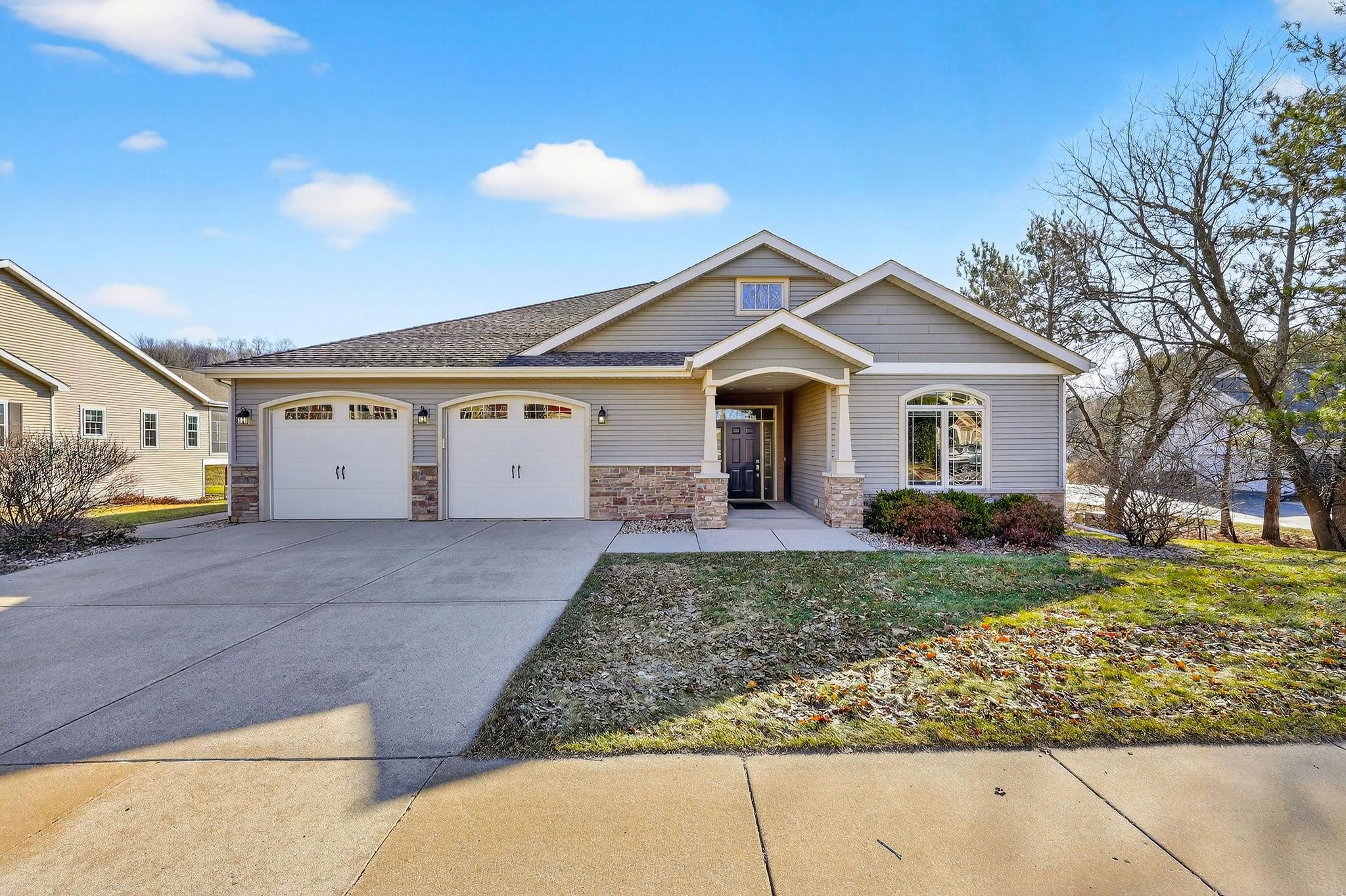 2417 Jeffy Trail