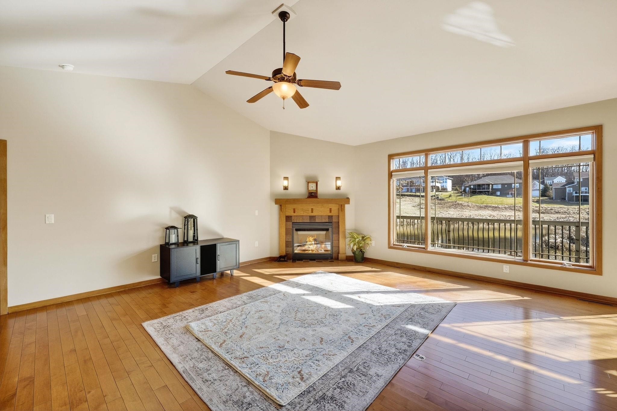 2417 Jeffy Trail