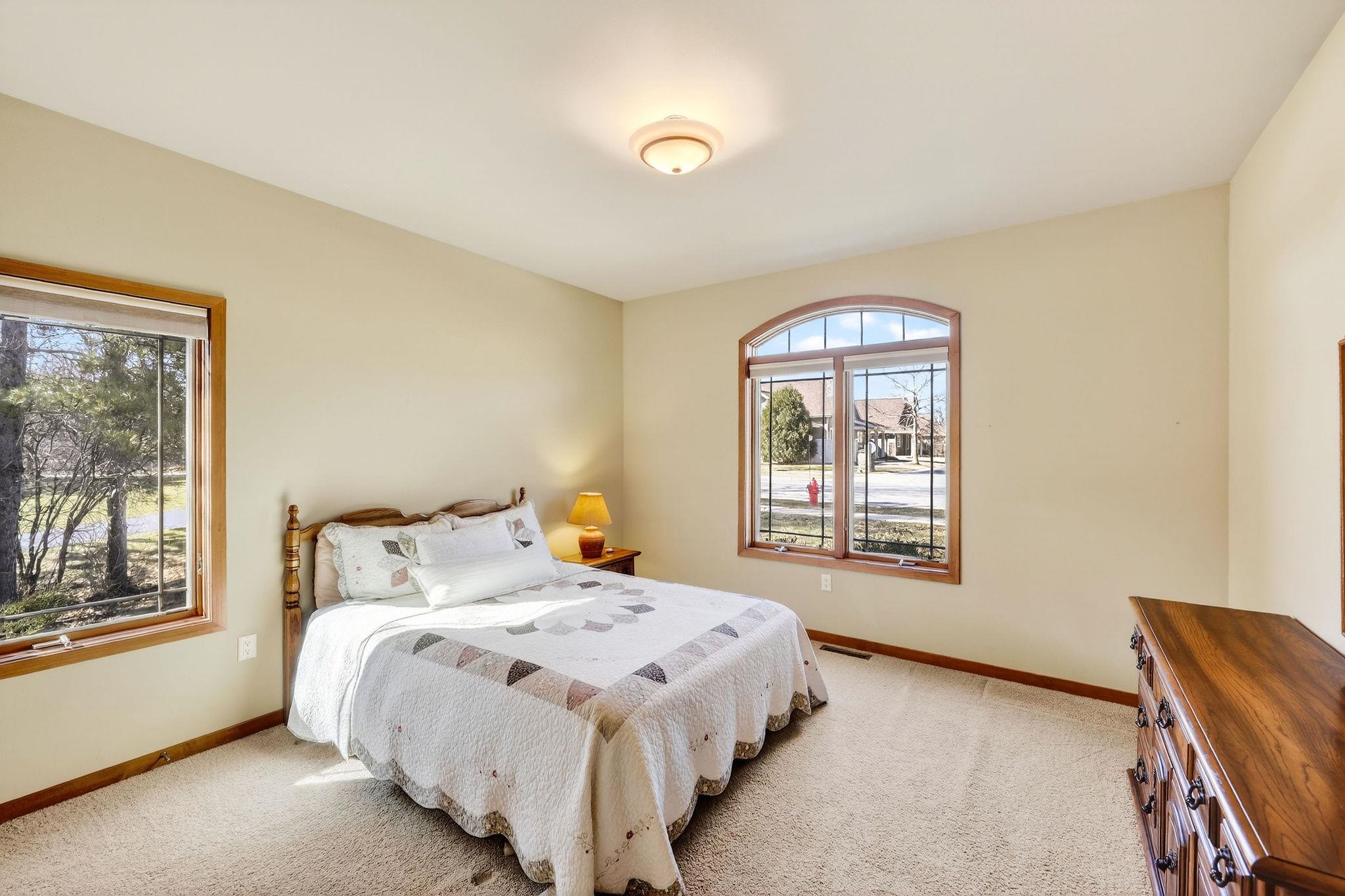 2417 Jeffy Trail