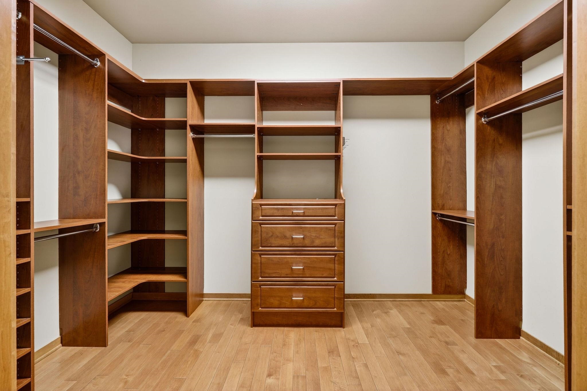 2417 Jeffy Trail