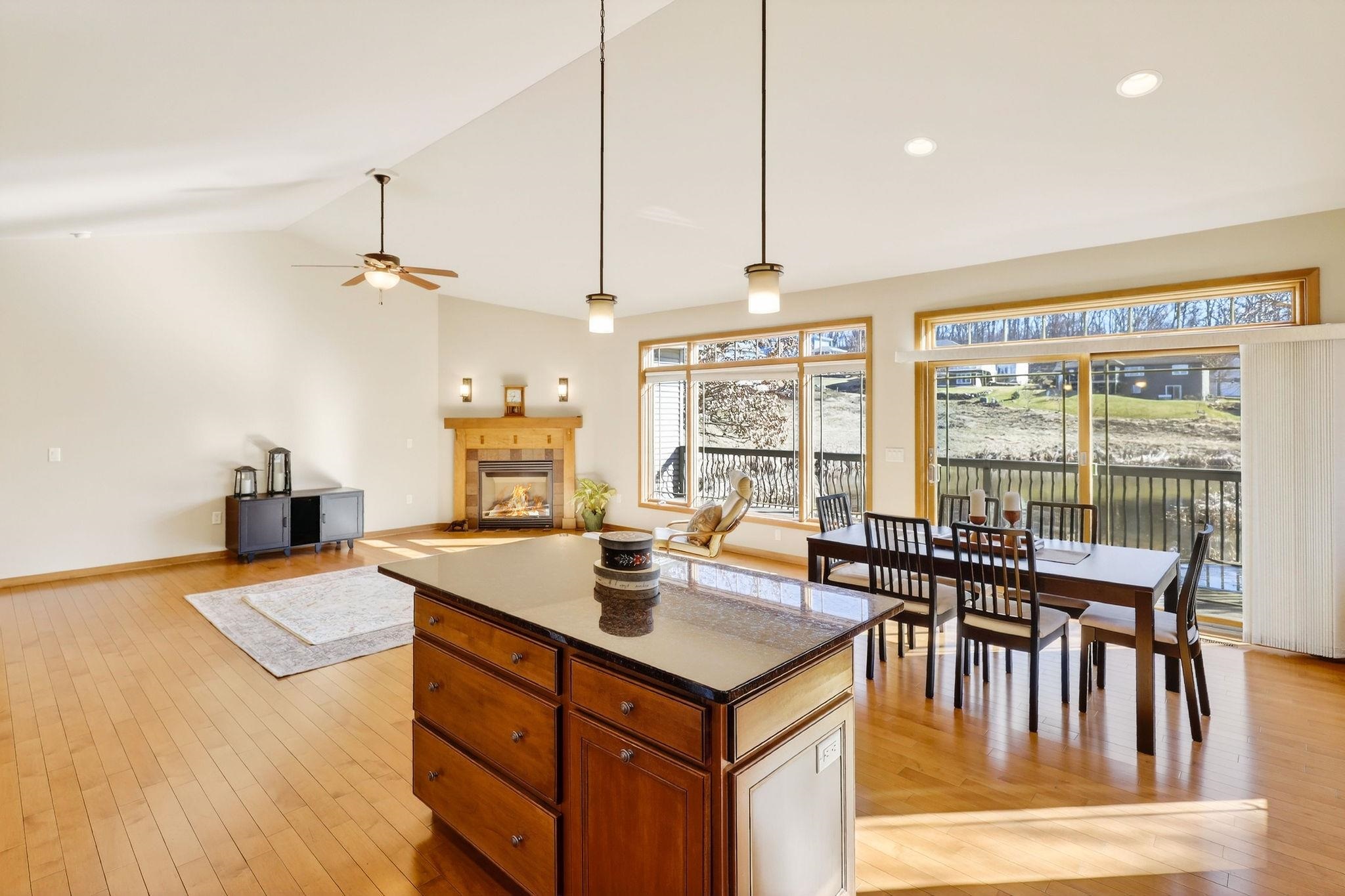 2417 Jeffy Trail