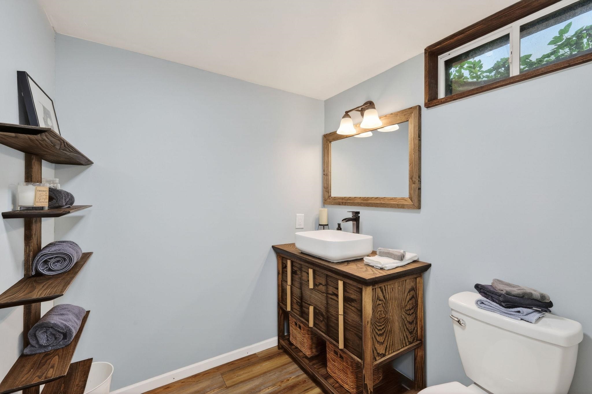 7203 Franklin Avenue