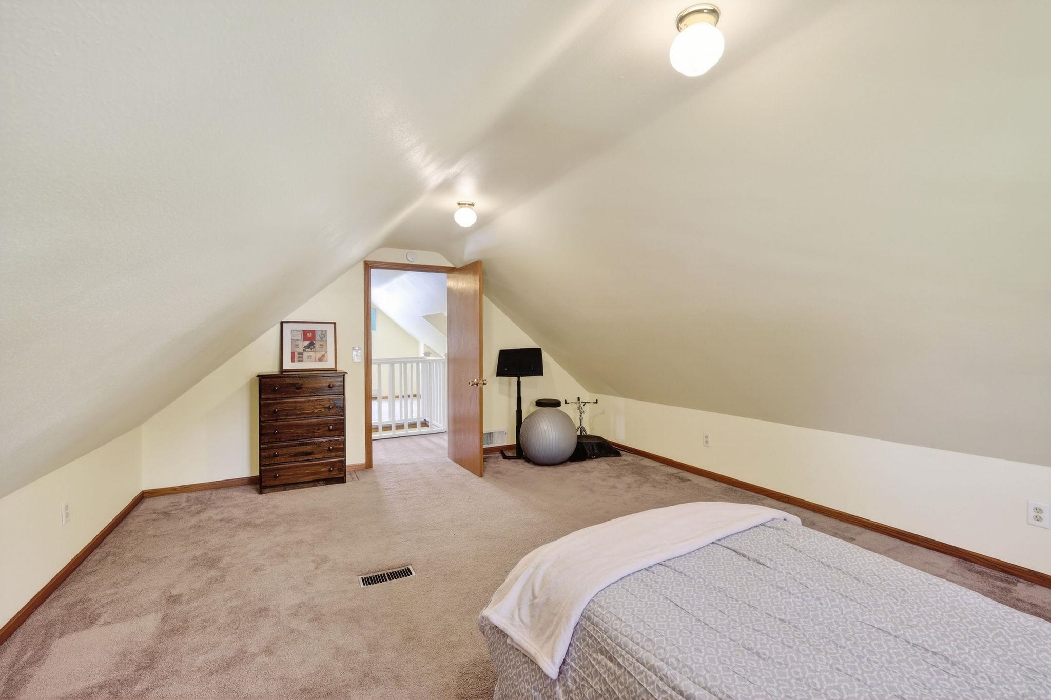 7203 Franklin Avenue
