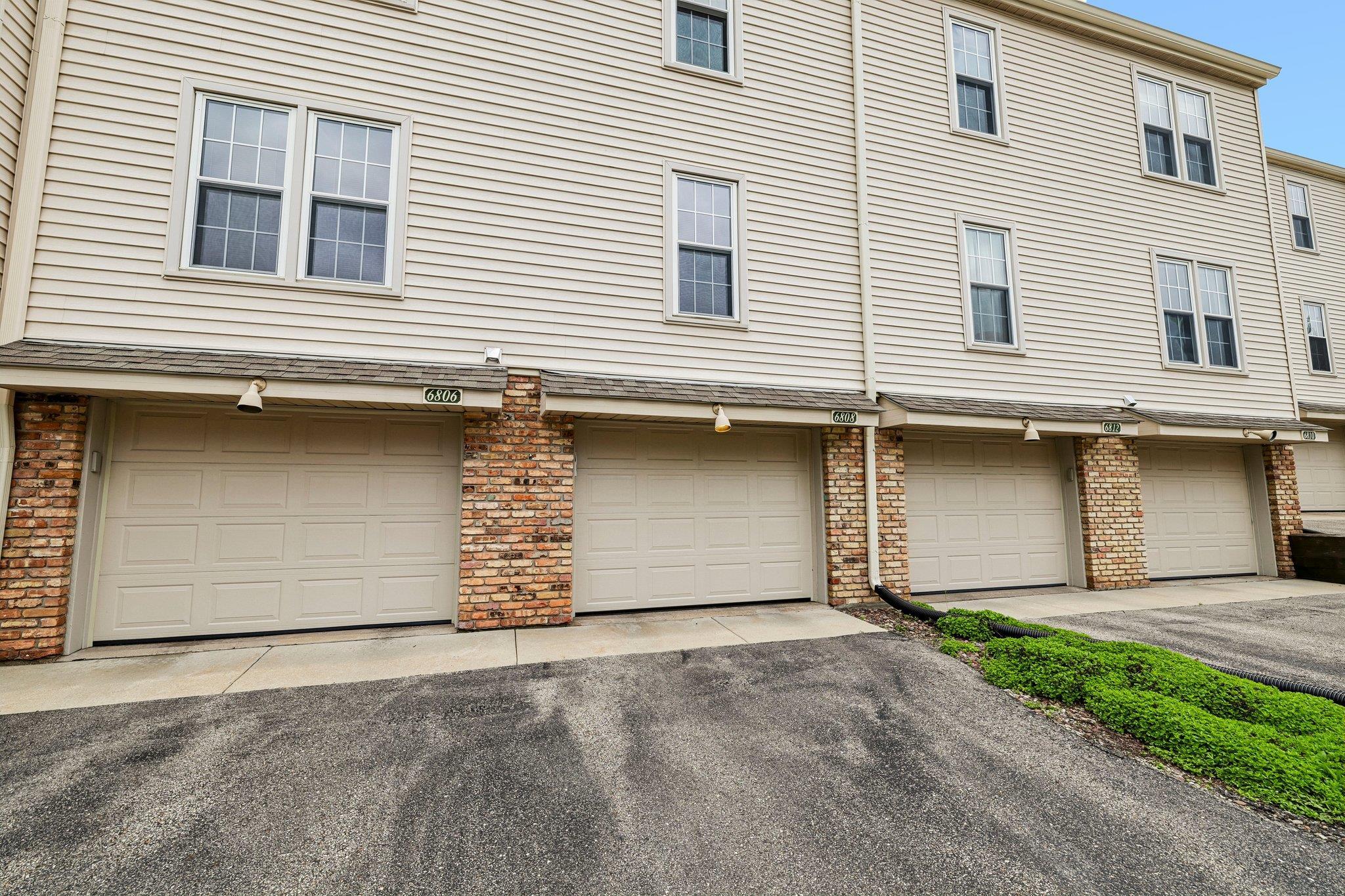 6808 Old Sauk Court