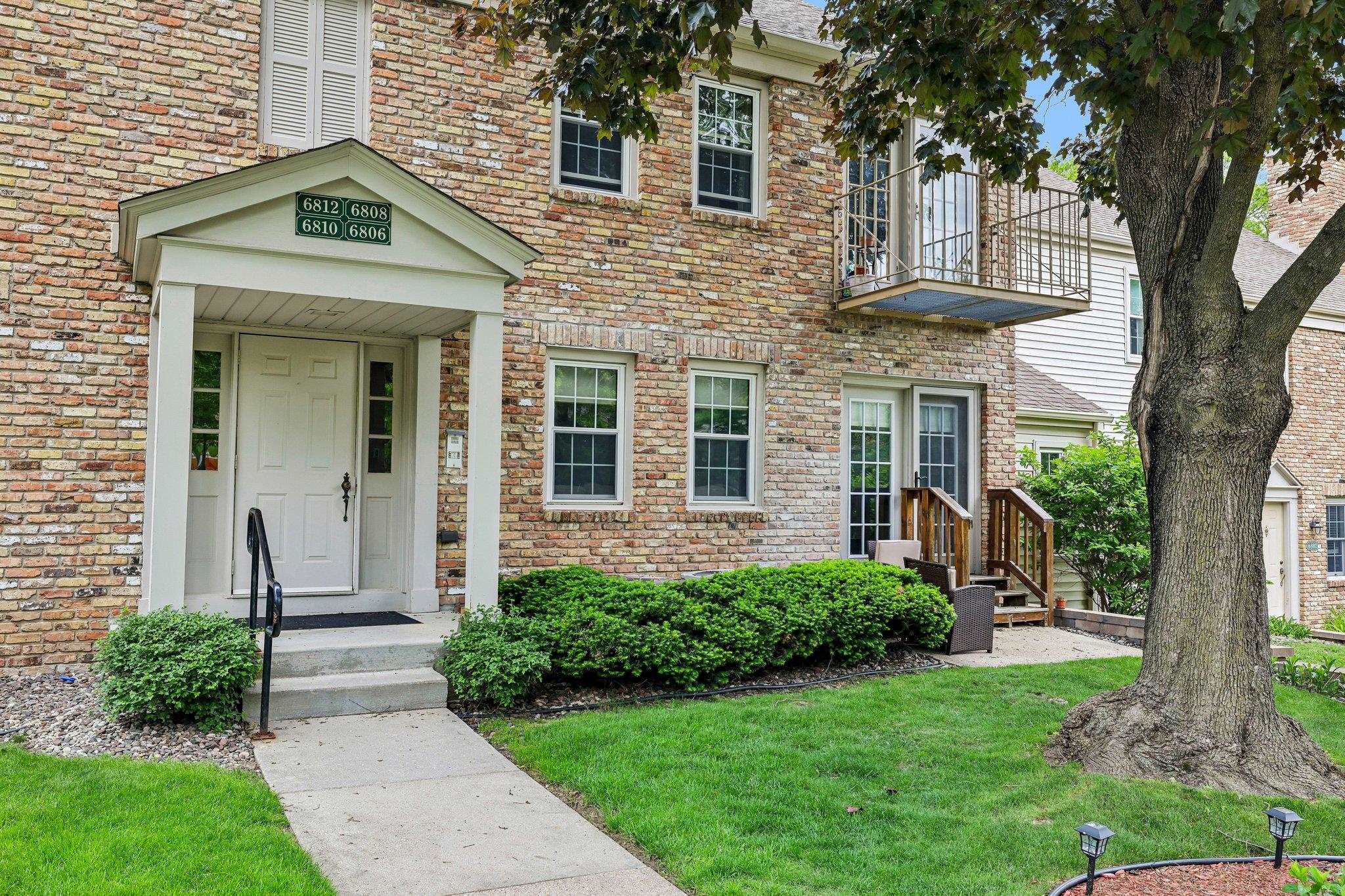 6808 Old Sauk Court