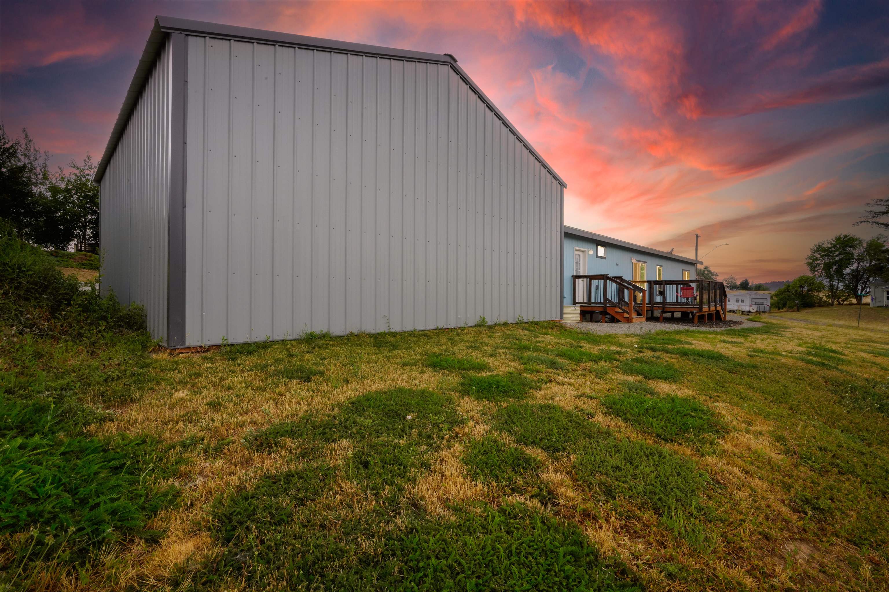 613 W Marll Ct