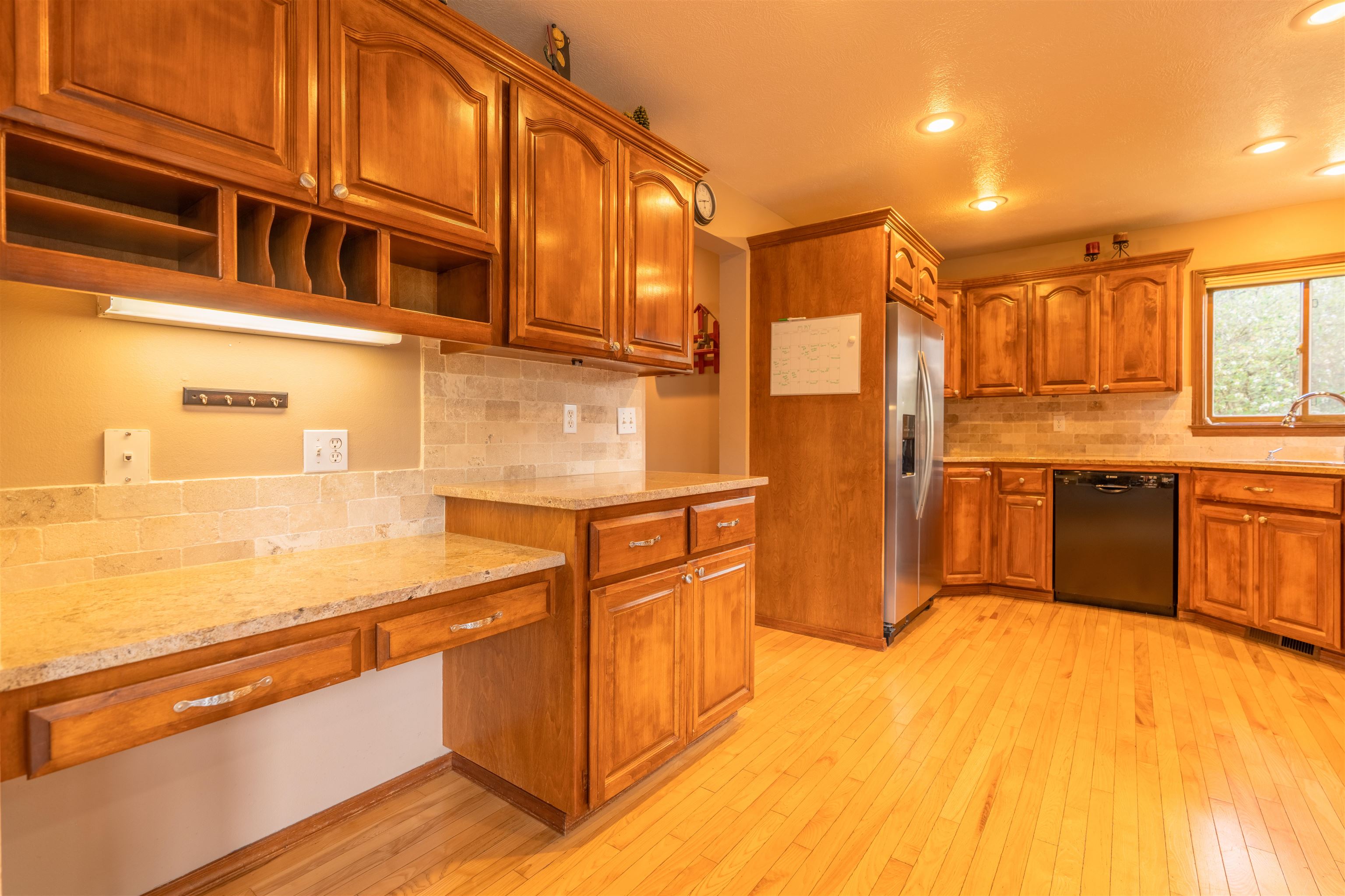 13213 N Whitehouse St