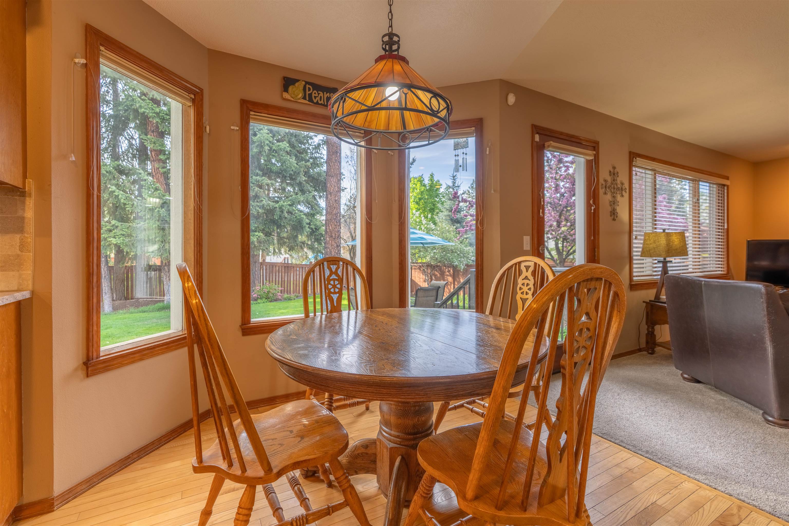 13213 N Whitehouse St