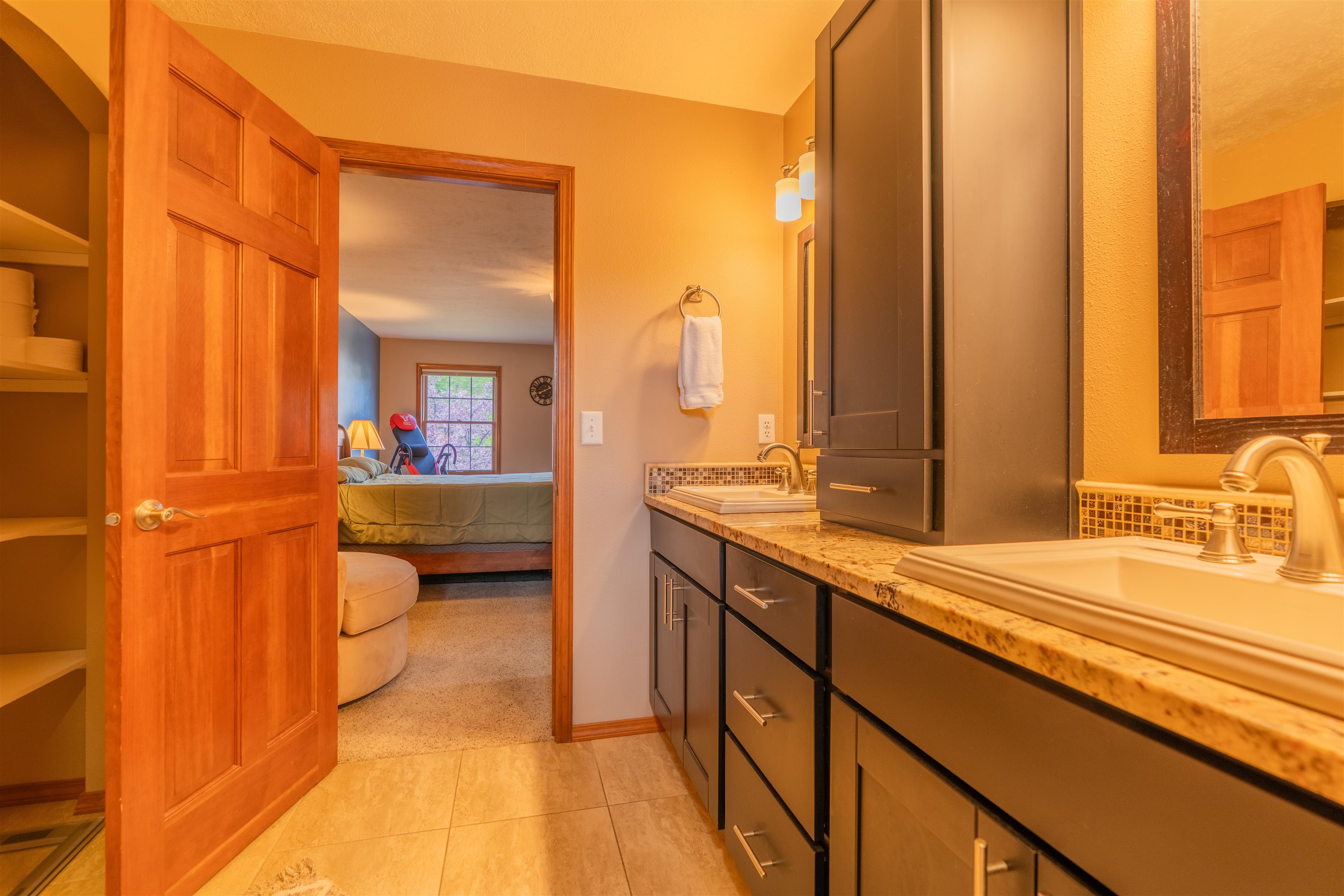 13213 N Whitehouse St