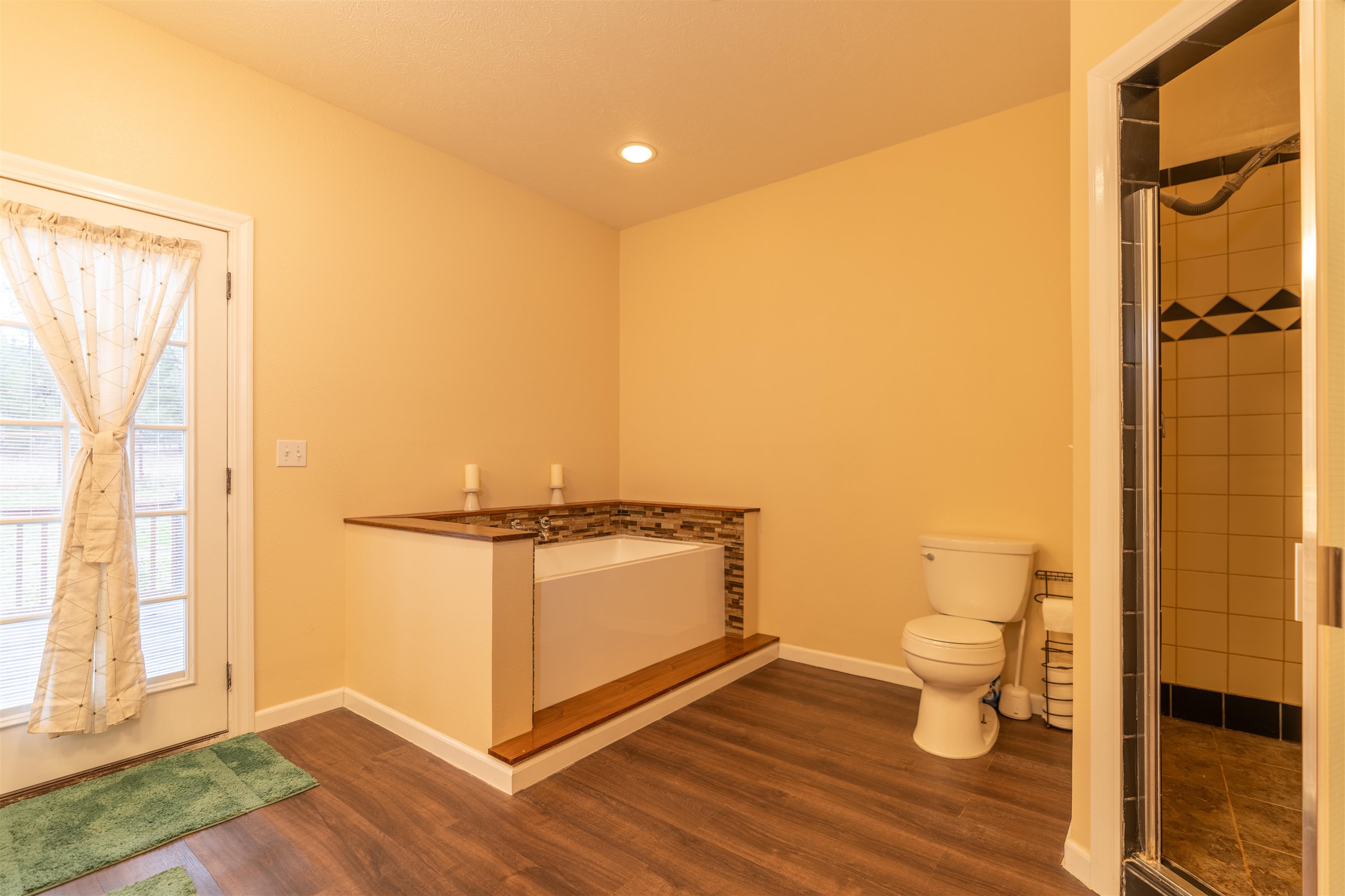 20701 W South Bank Rd