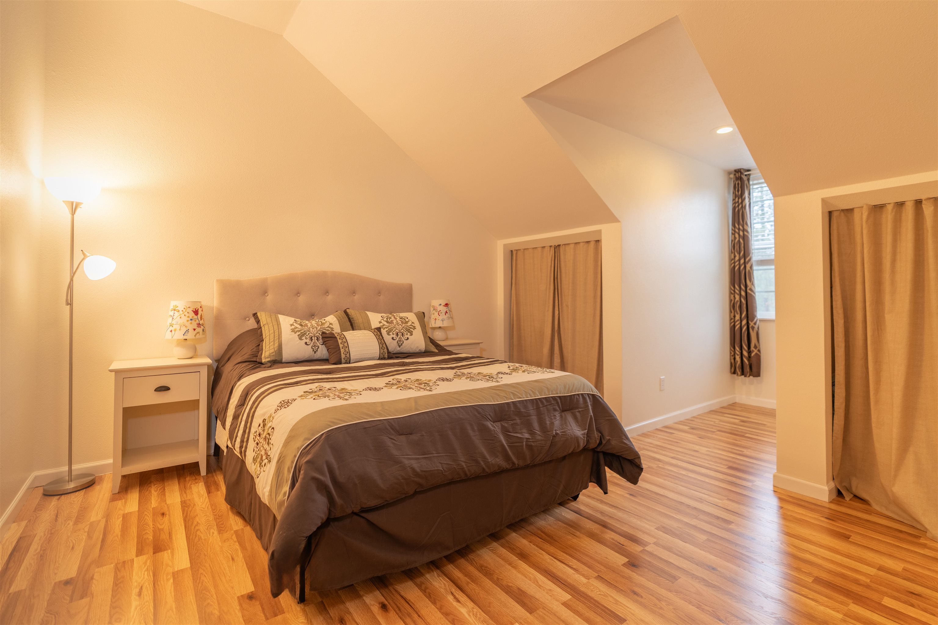 20701 W South Bank Rd