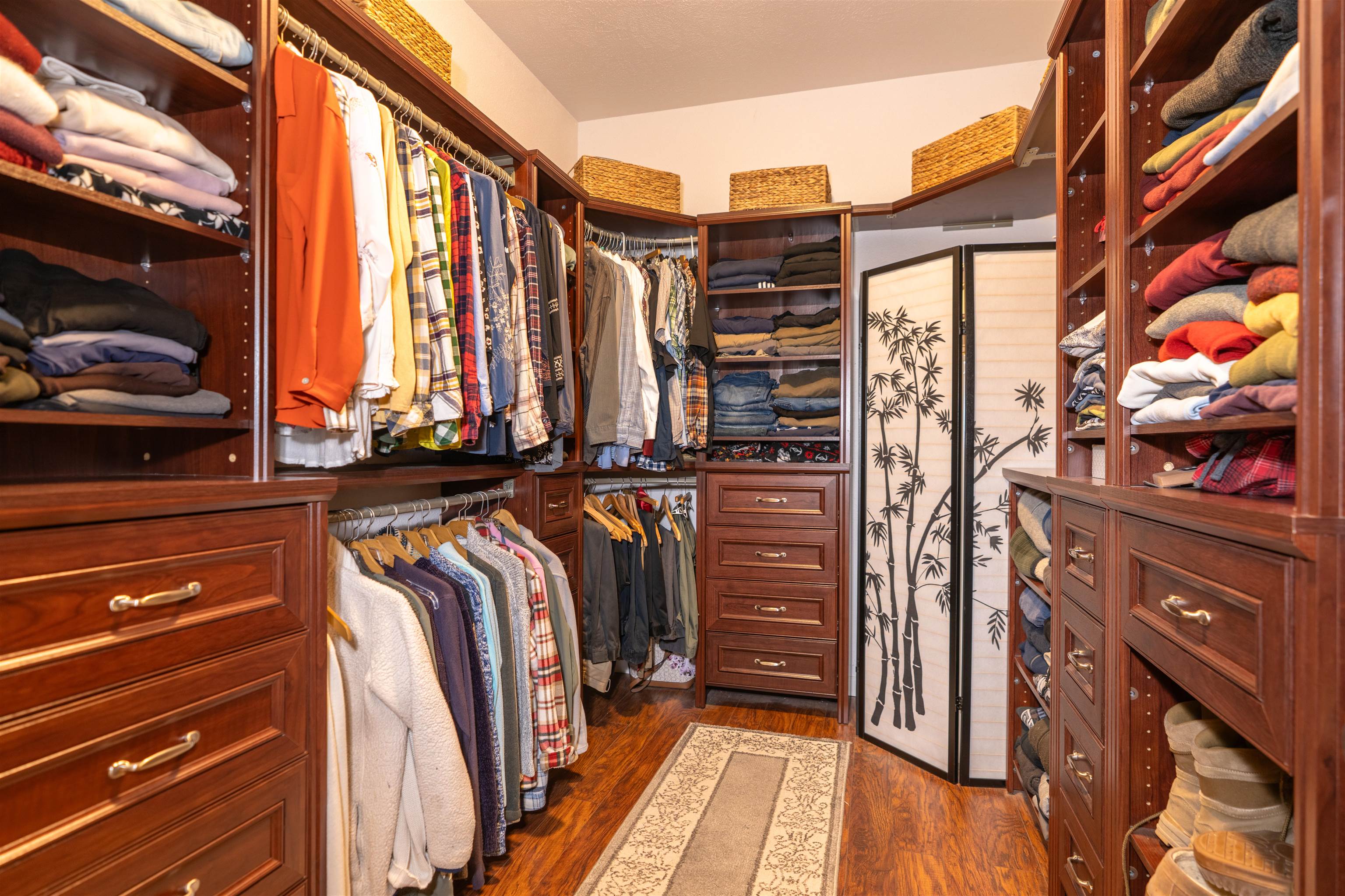 20701 W South Bank Rd