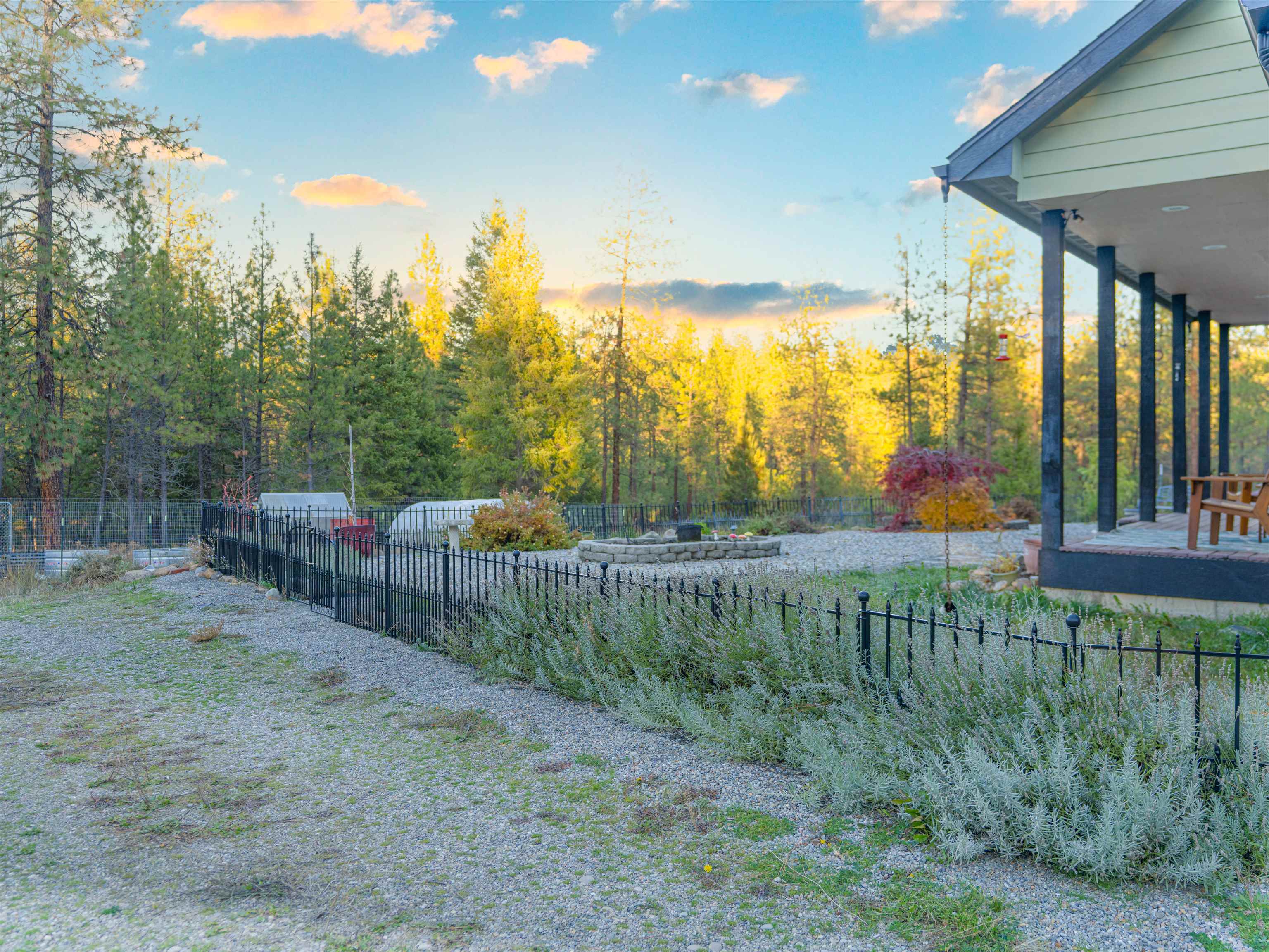 20701 W South Bank Rd