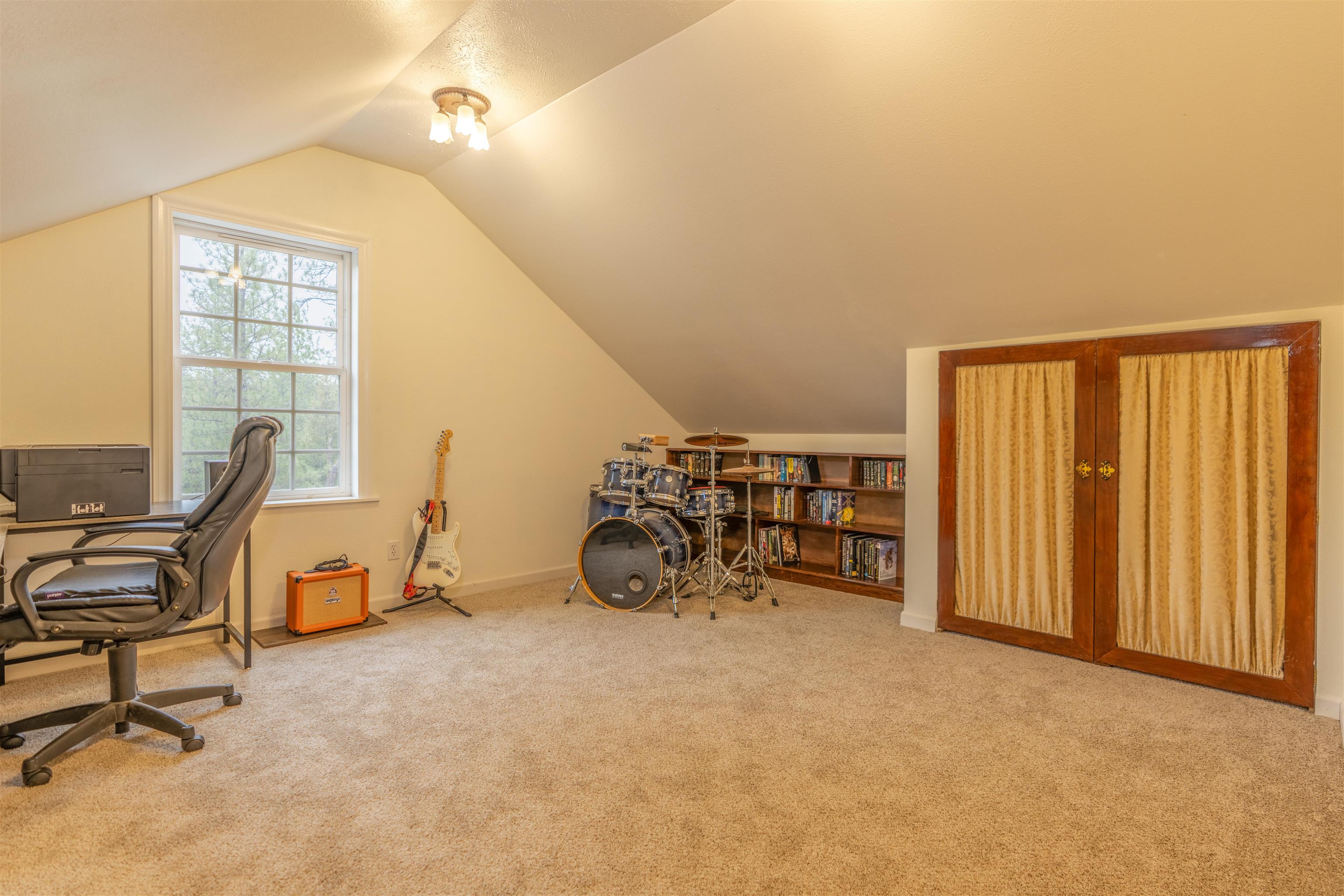 20701 W South Bank Rd