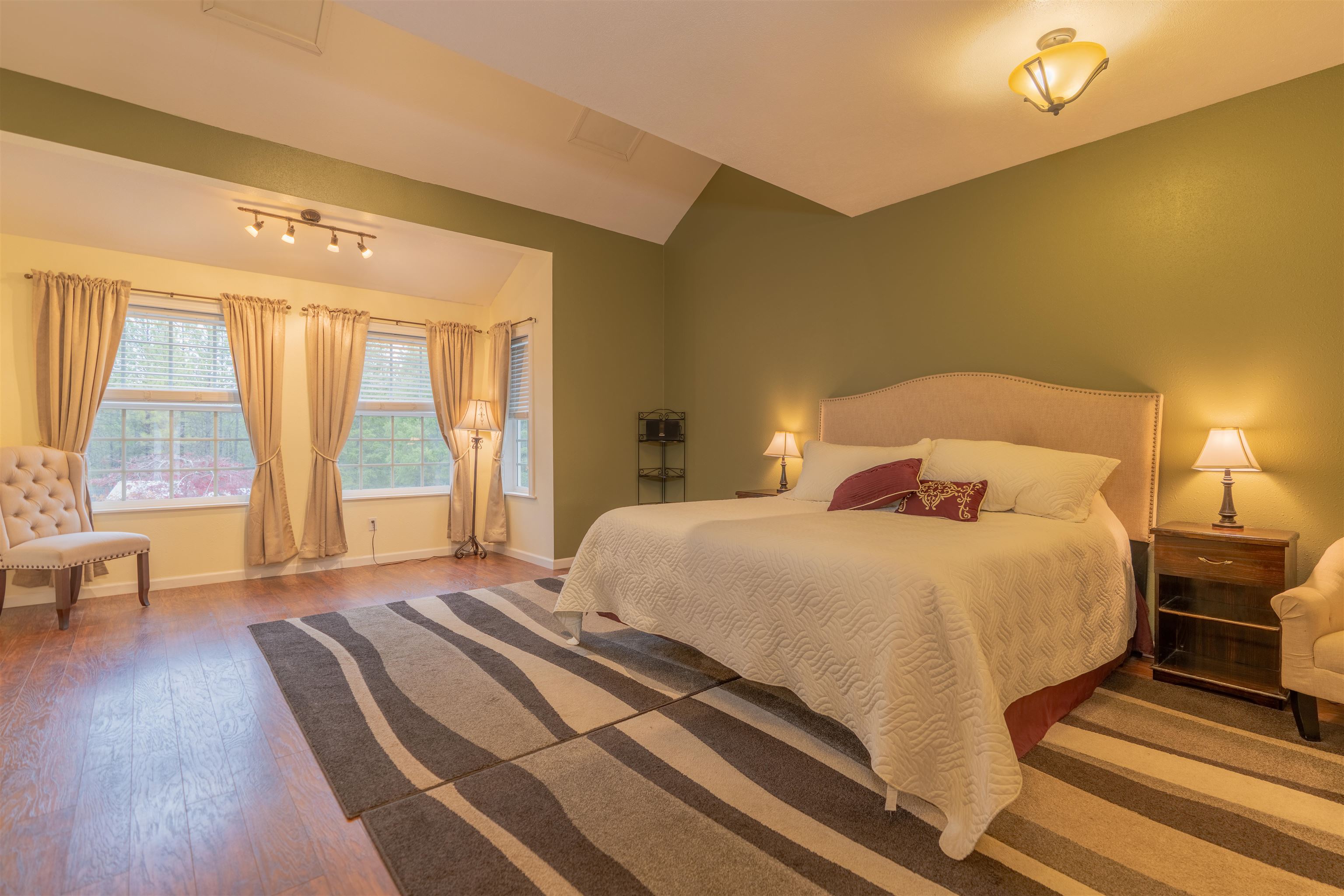 20701 W South Bank Rd