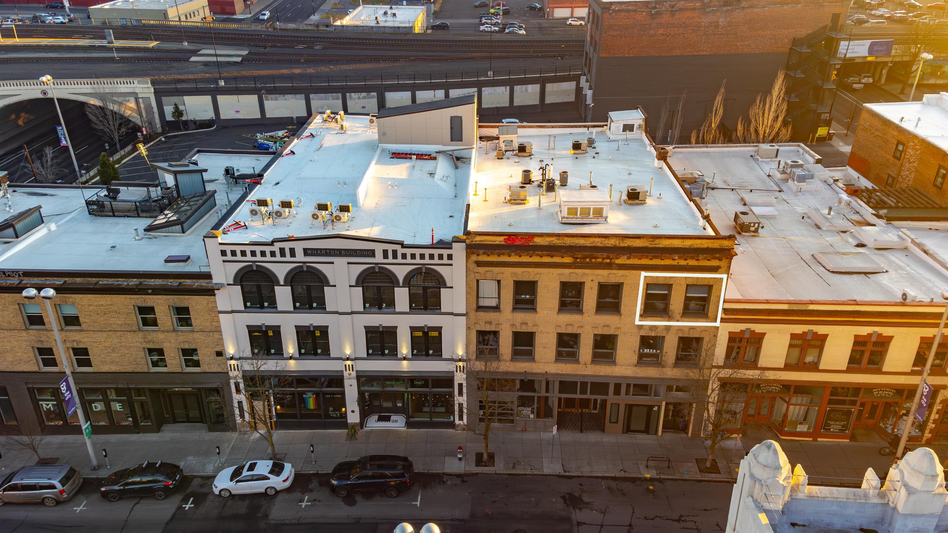 417 W 1st Ave