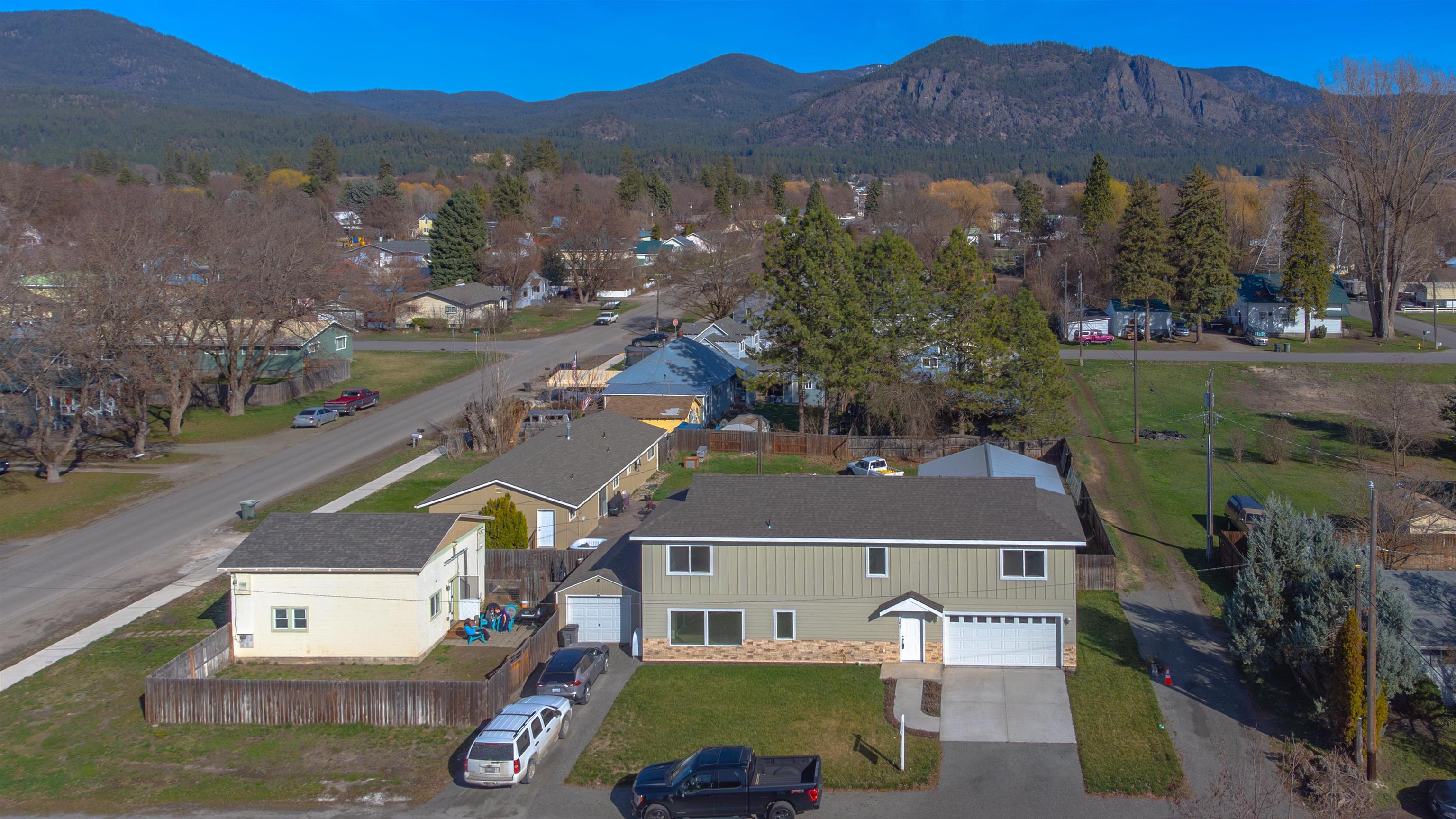 101 S West St & 915 W Main Ave 