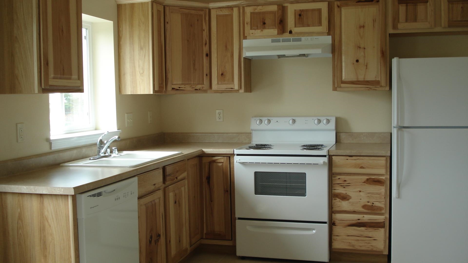 101 S West St & 915 W Main Ave 