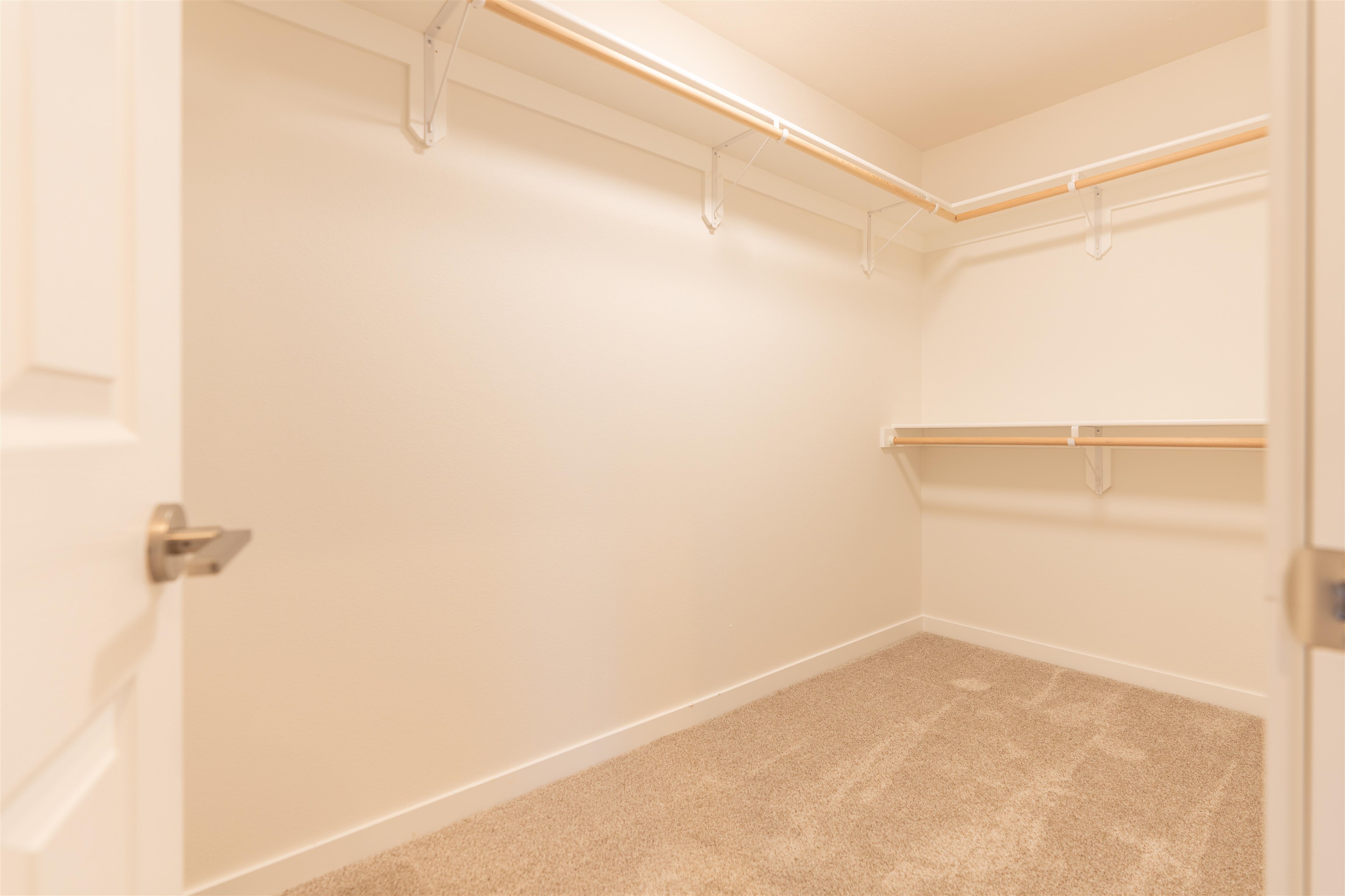 101 S West St & 915 W Main Ave 