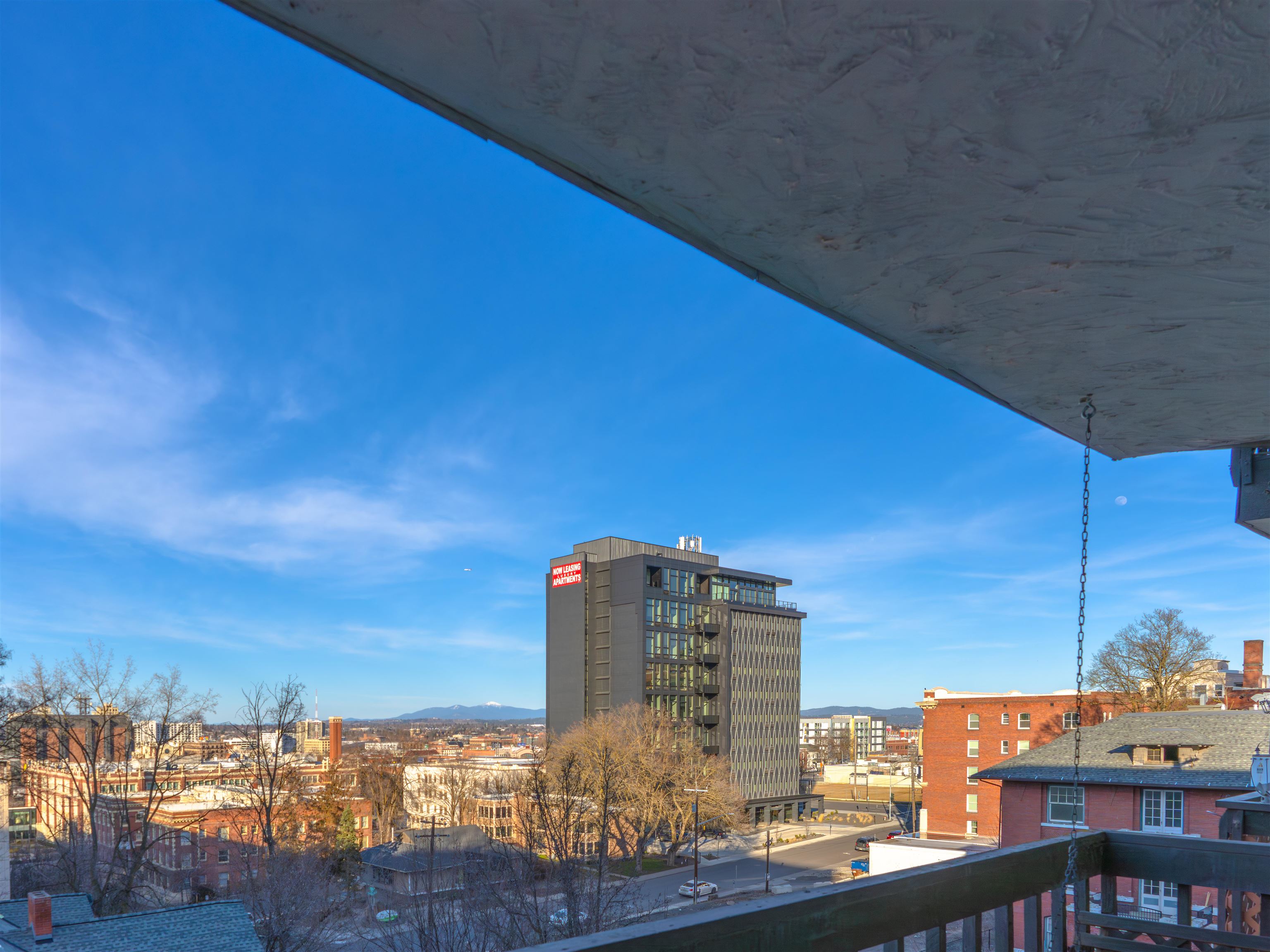 620 W 7th Ave