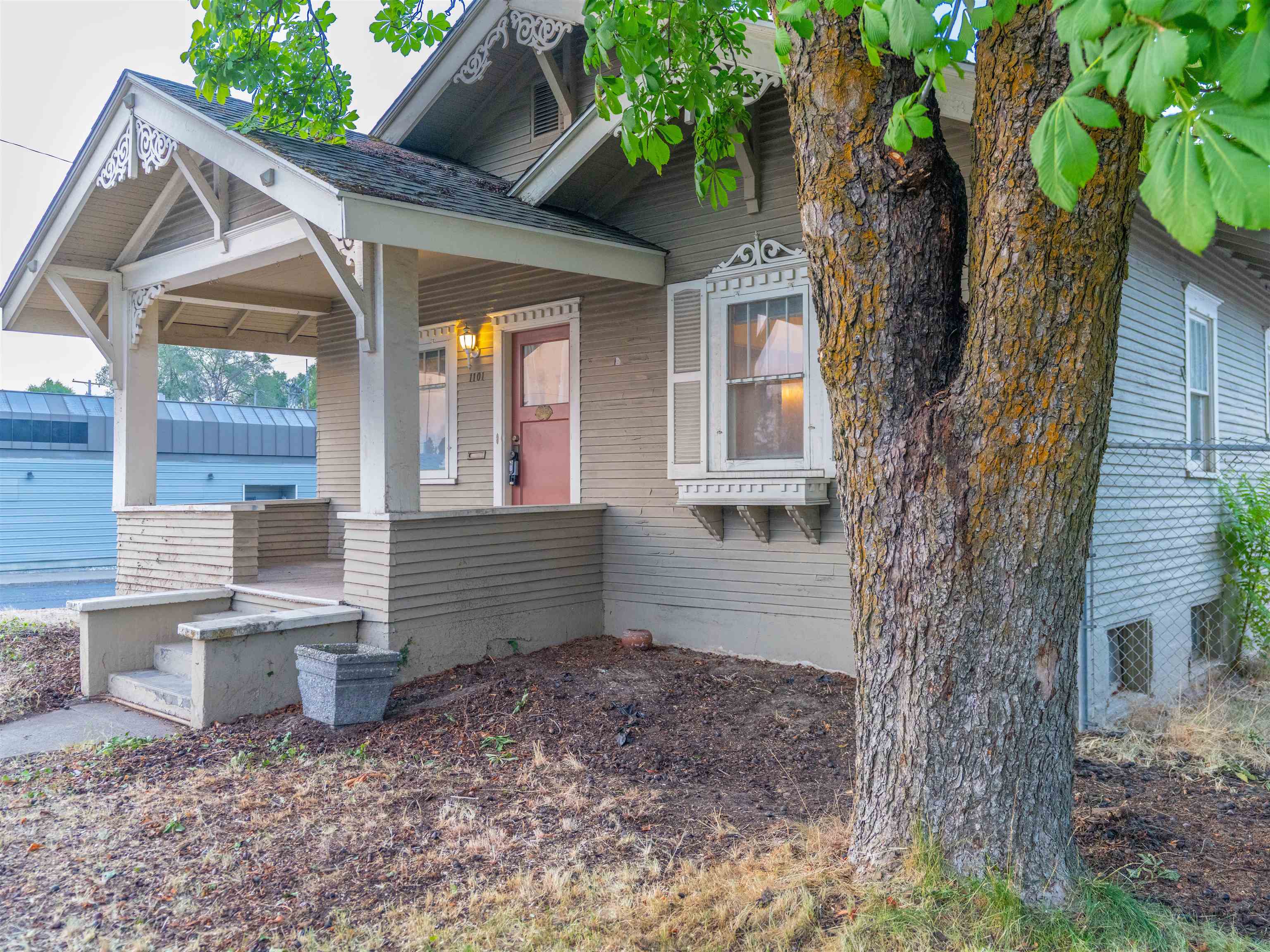 1101 W Garland Ave