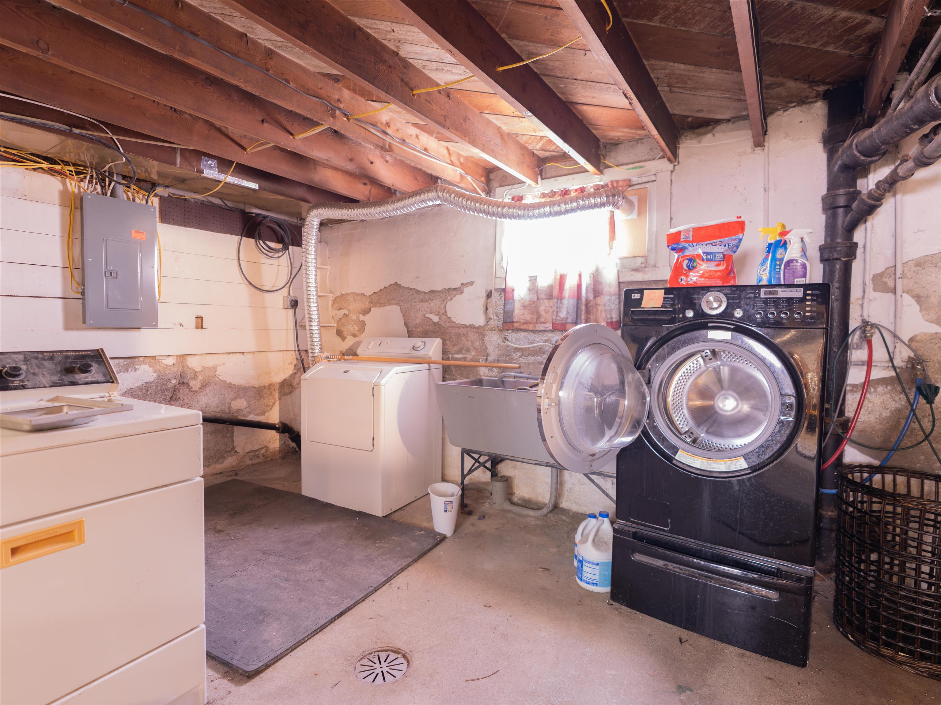 1101 W Garland Ave