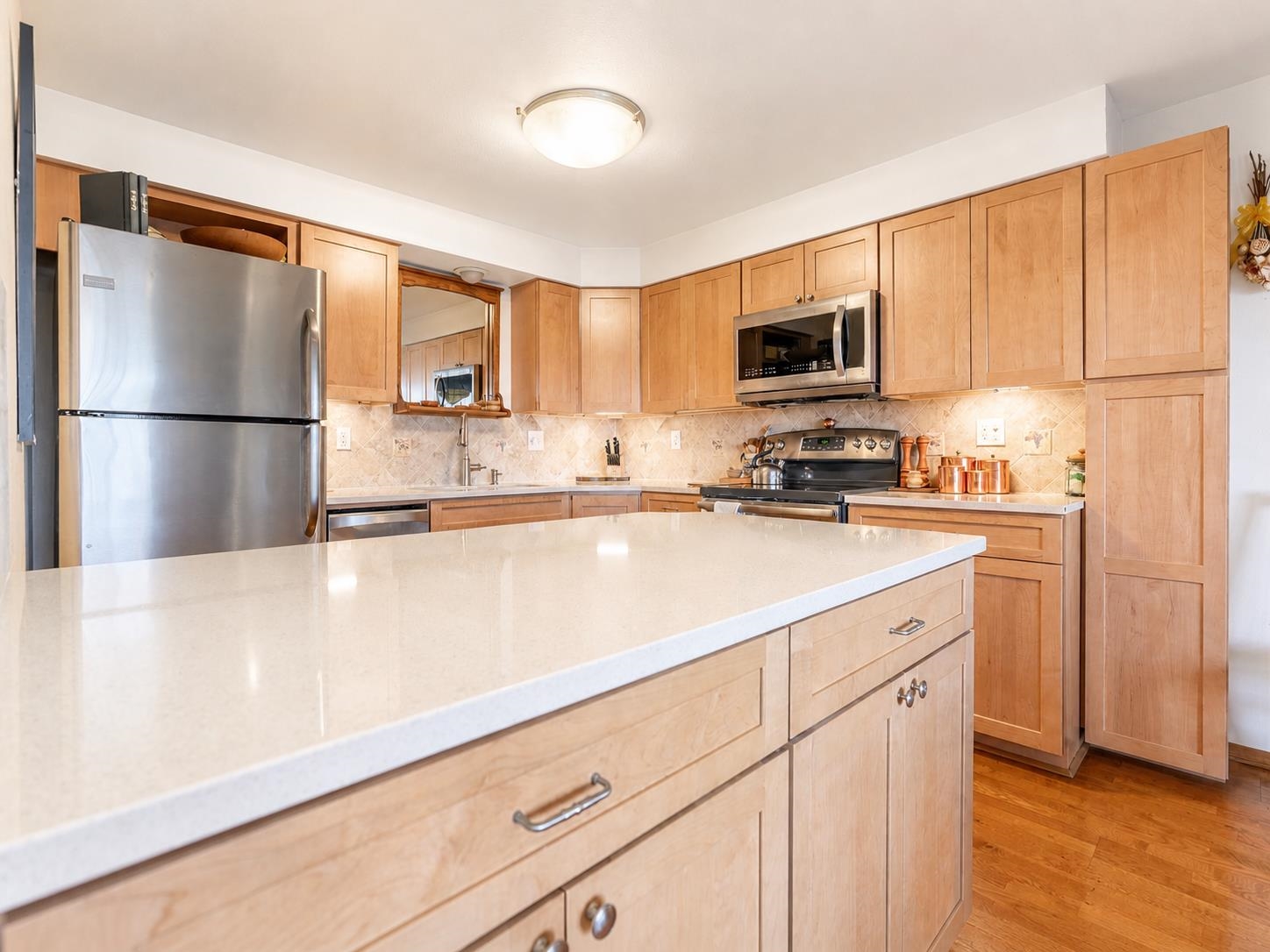 620 W 7th Ave
