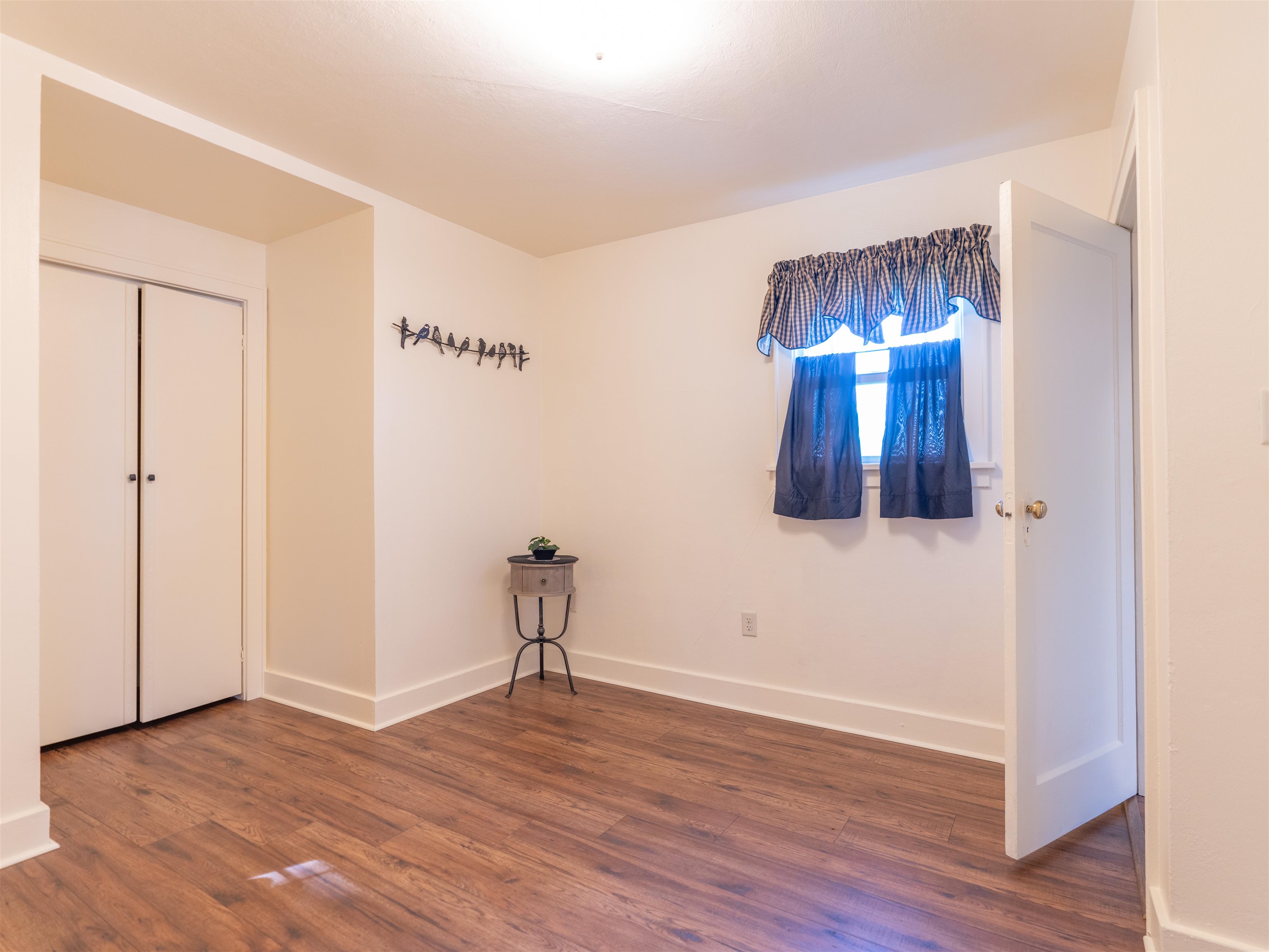 724 E Broad Ave