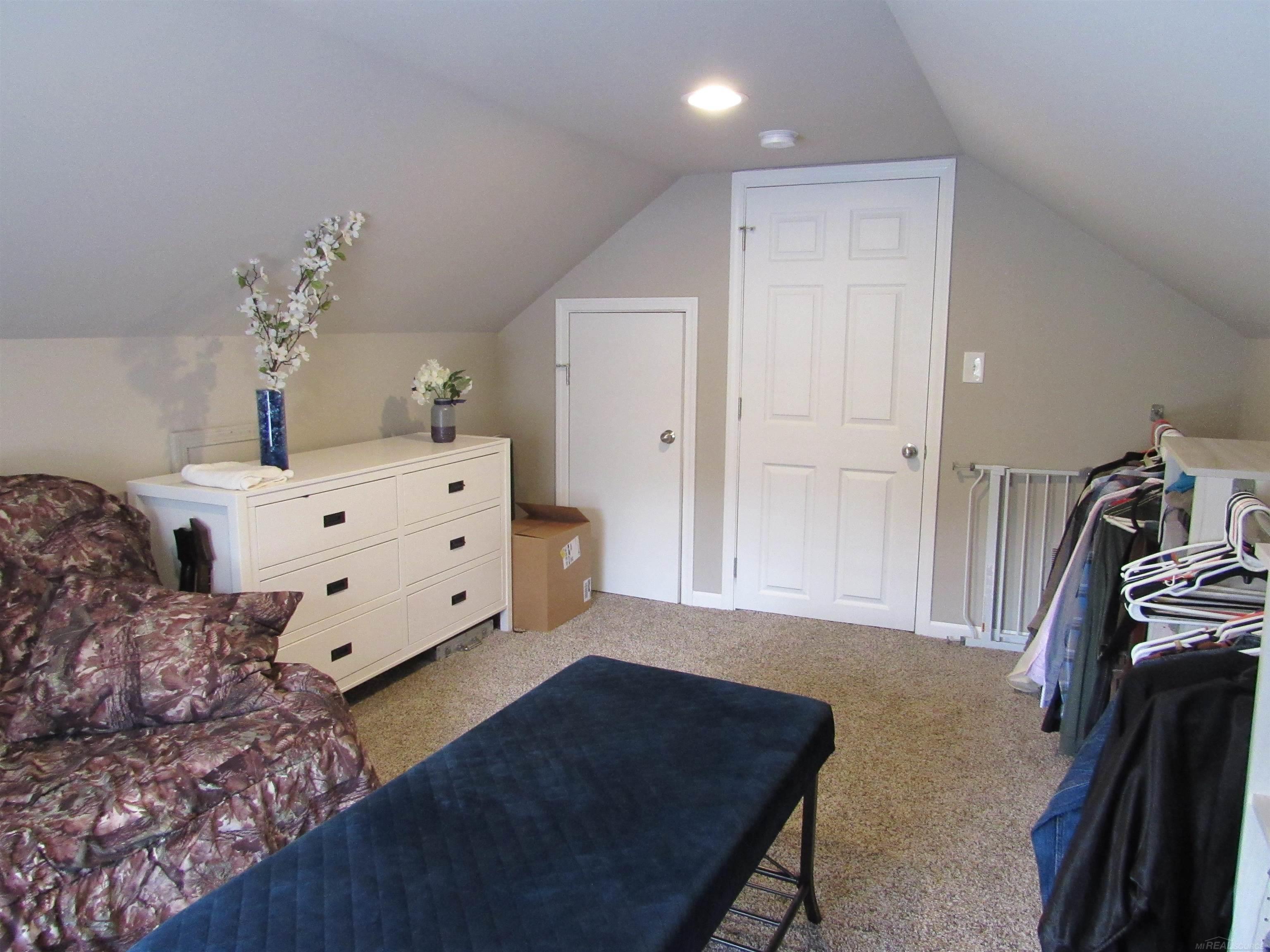 23825 Lynnhurst Street