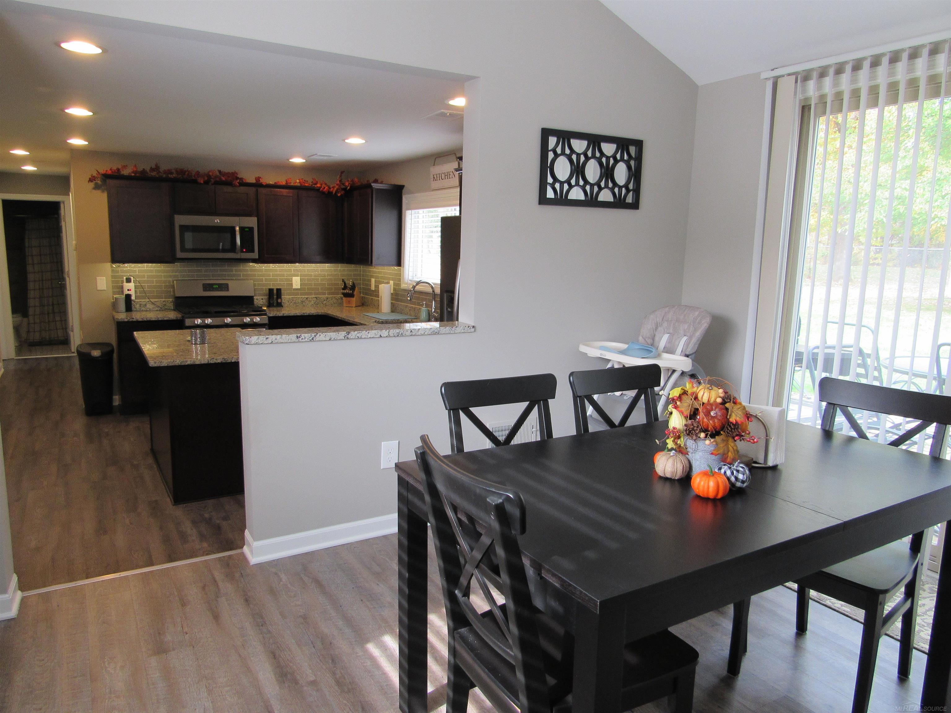 23825 Lynnhurst Street