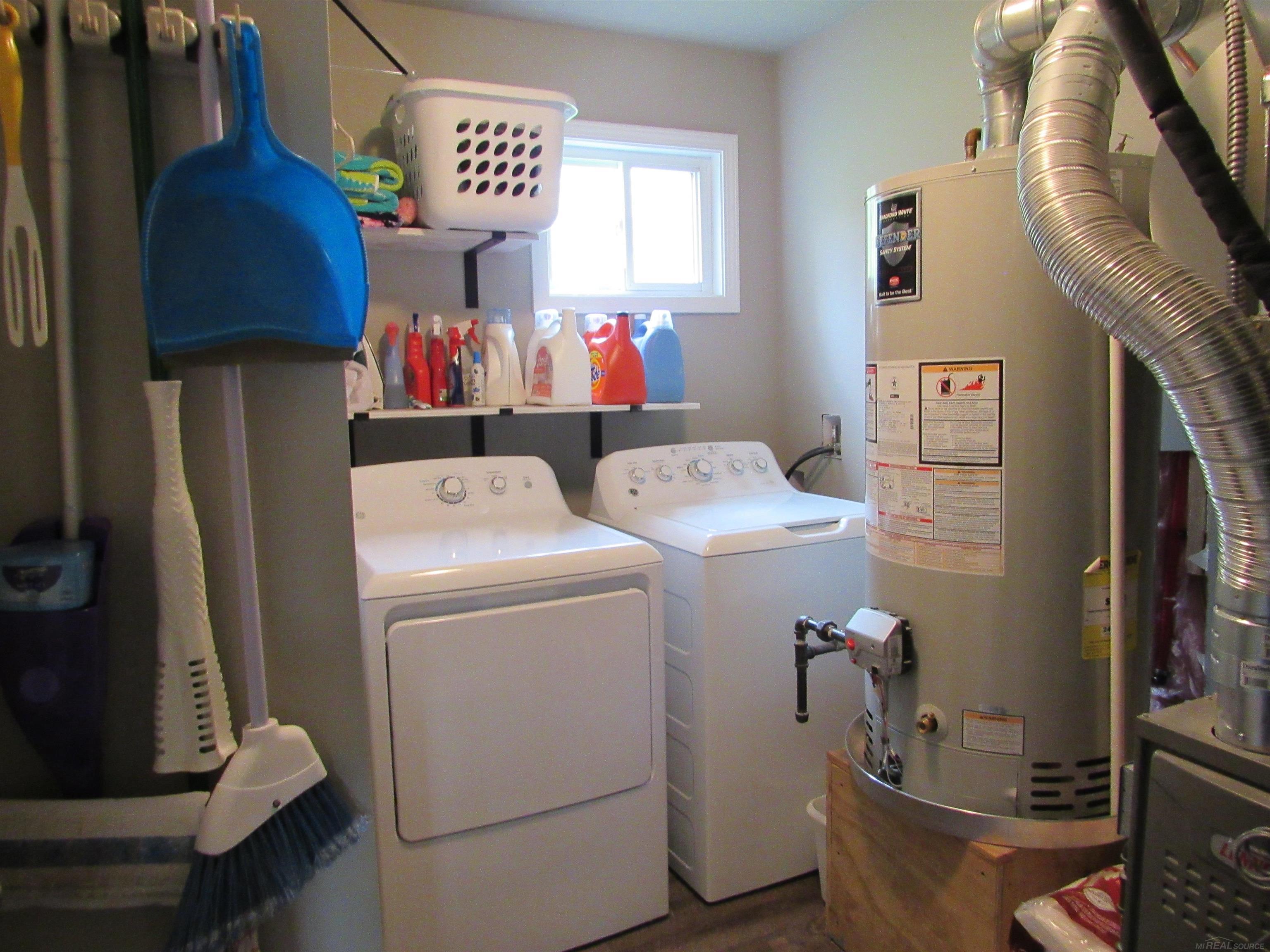 23825 Lynnhurst Street