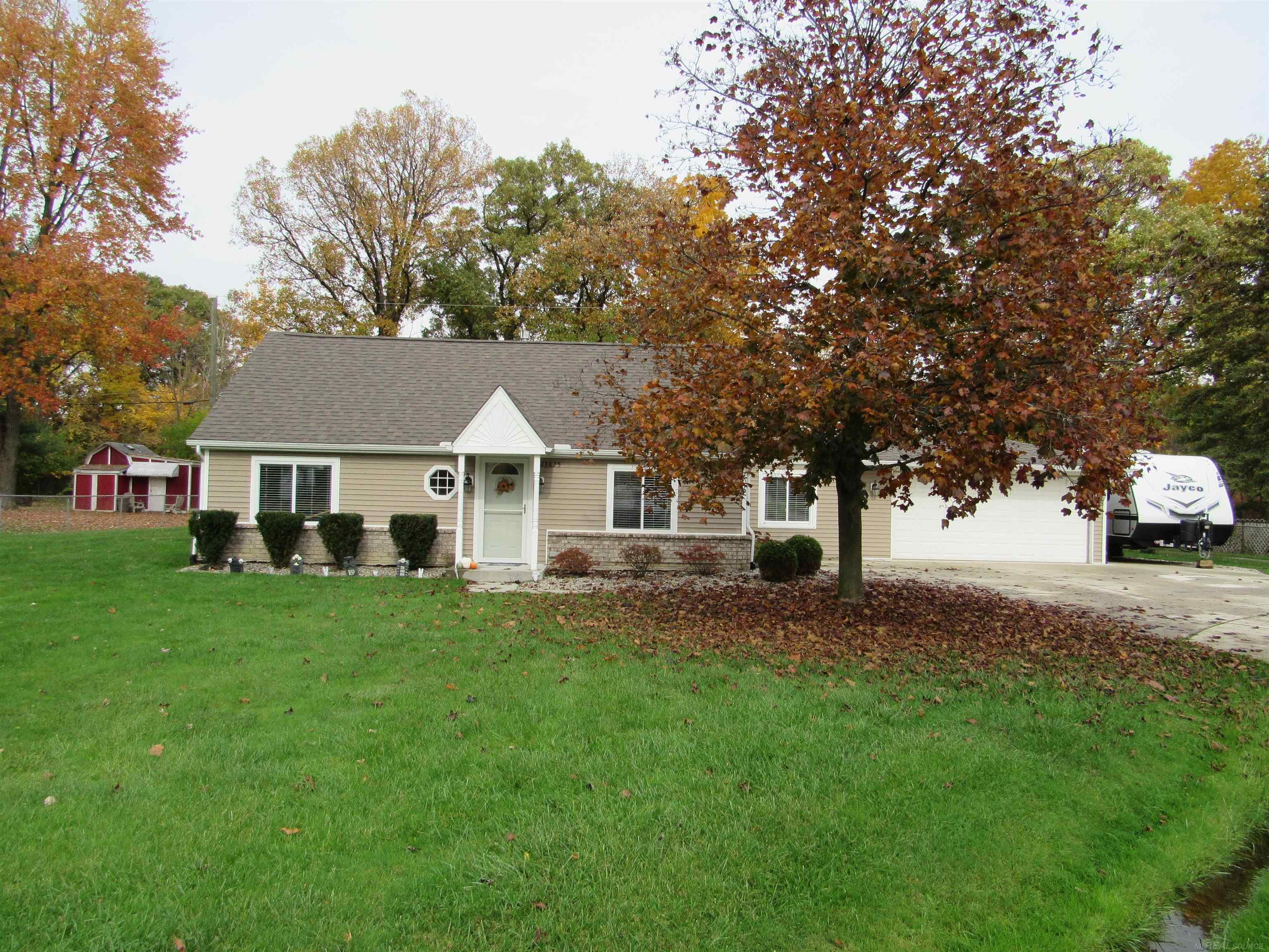 23825 Lynnhurst Street