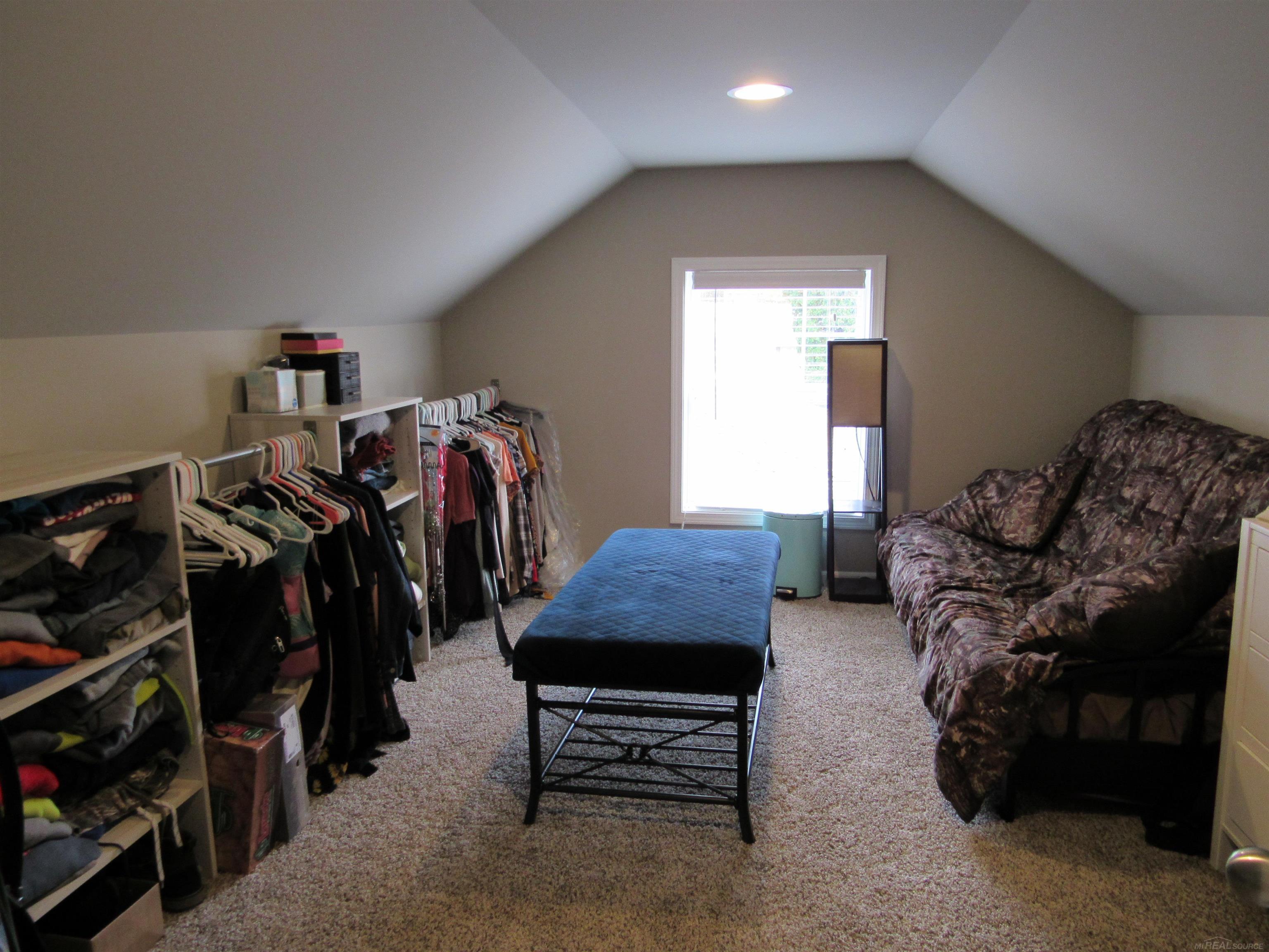 23825 Lynnhurst Street