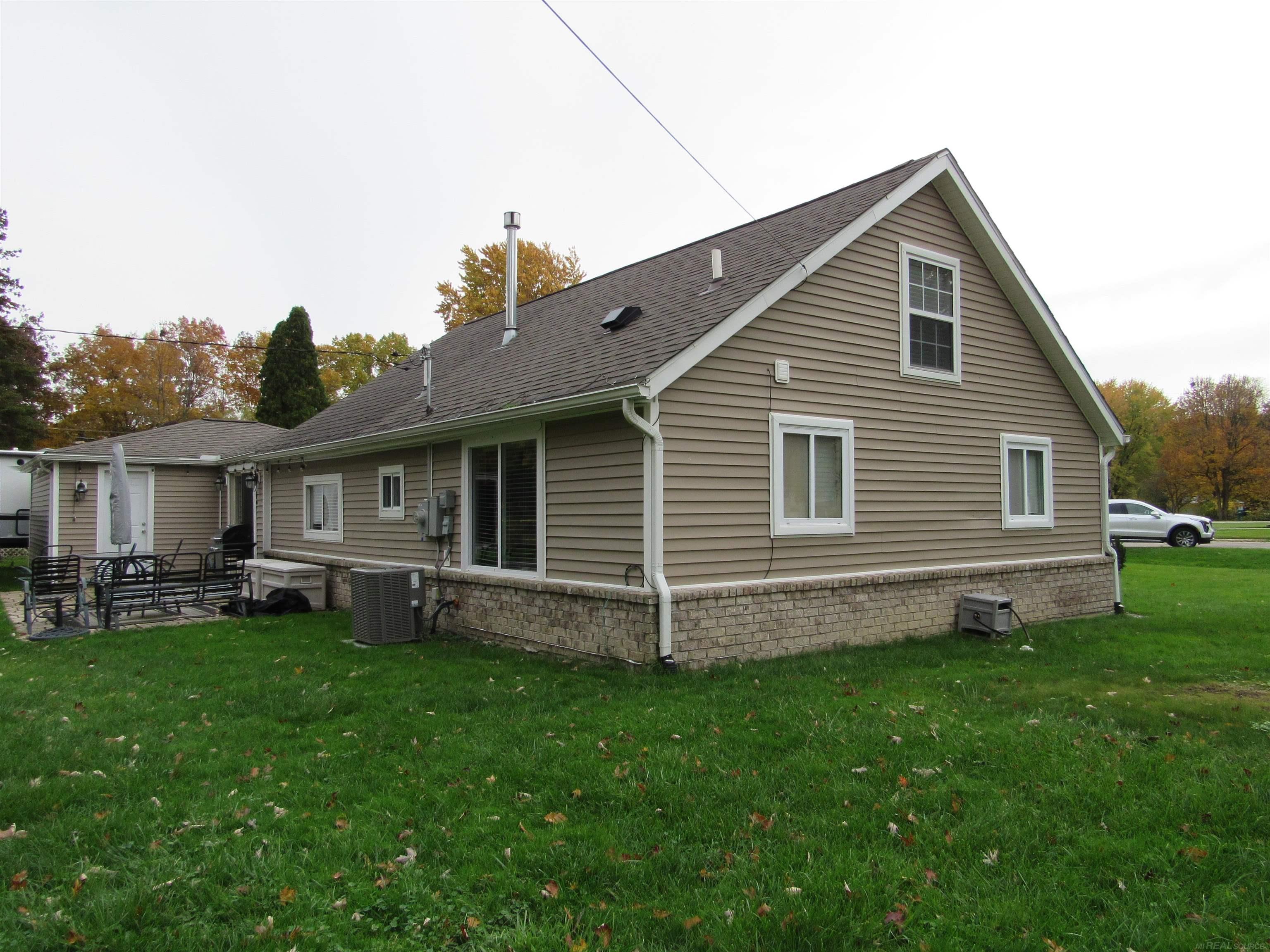 23825 Lynnhurst Street